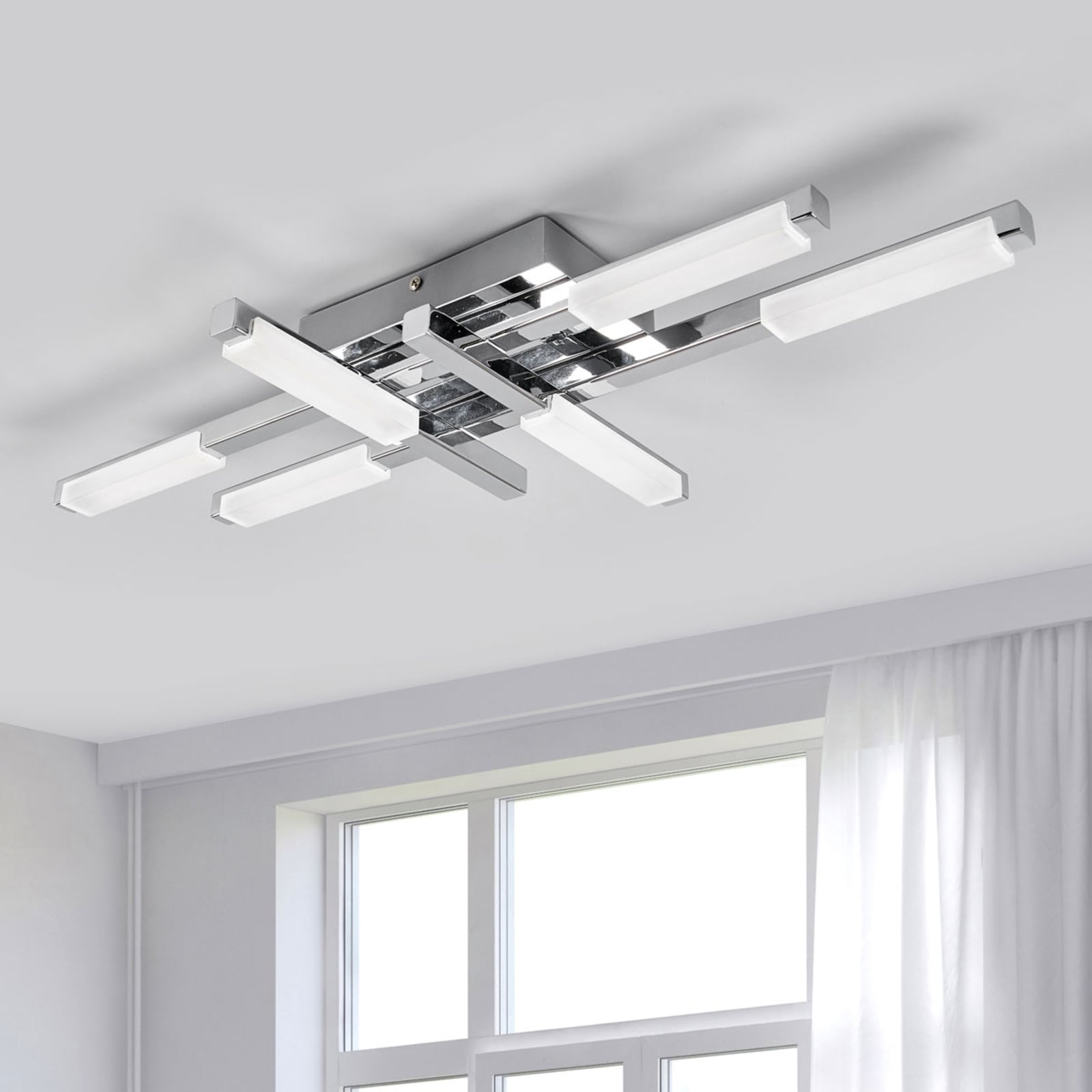 Bakside av LED taklampe Patrik 6-lys krom akryl 62 cm IP44