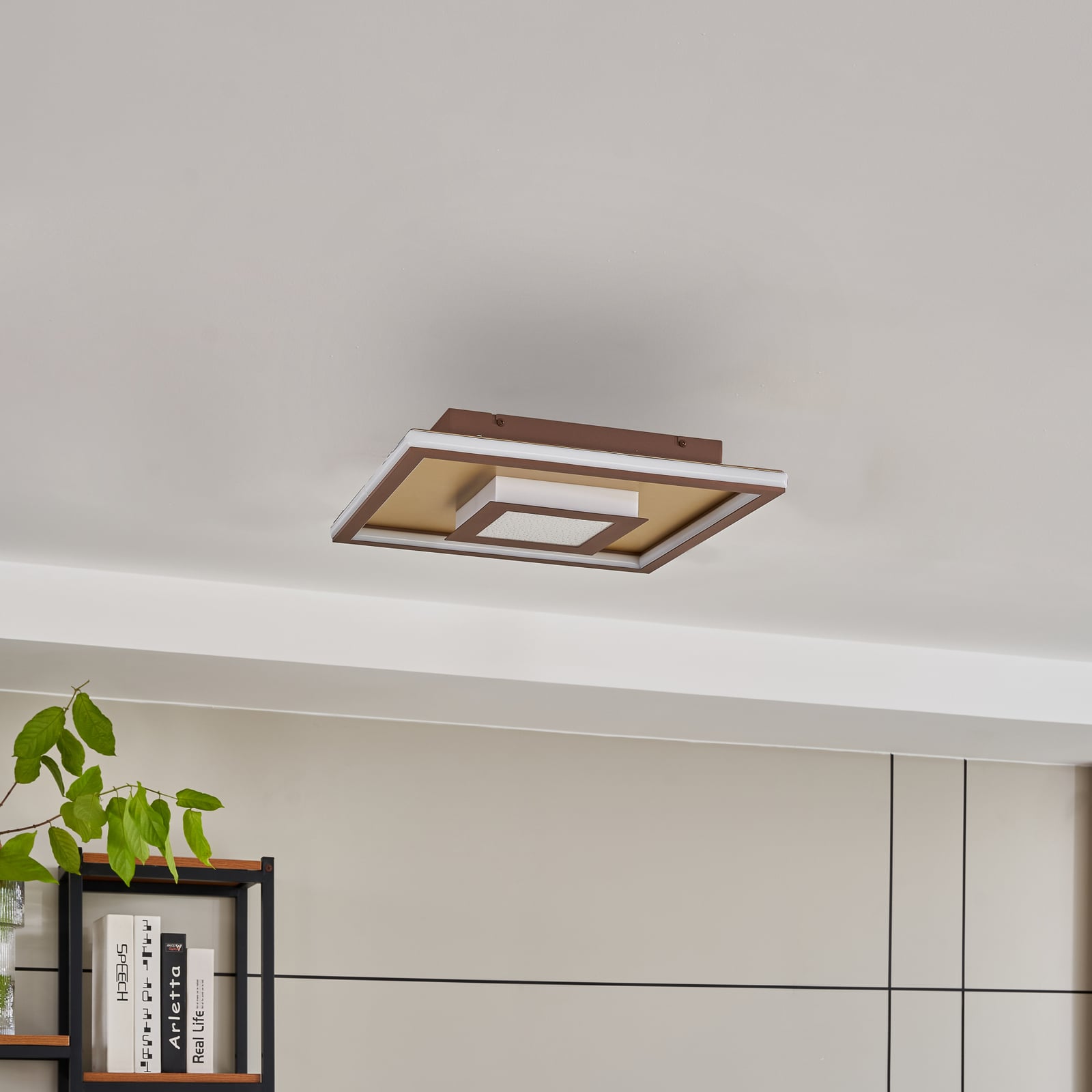 LED taklampe Pekela dimbar rustfarget/gull forfra
