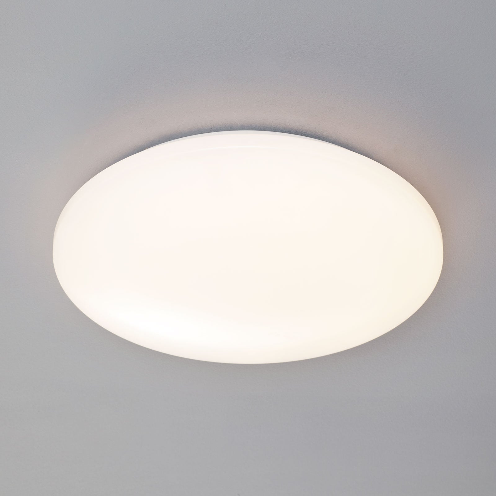 LED taklampe Pollux med bevegelsessensor forfra