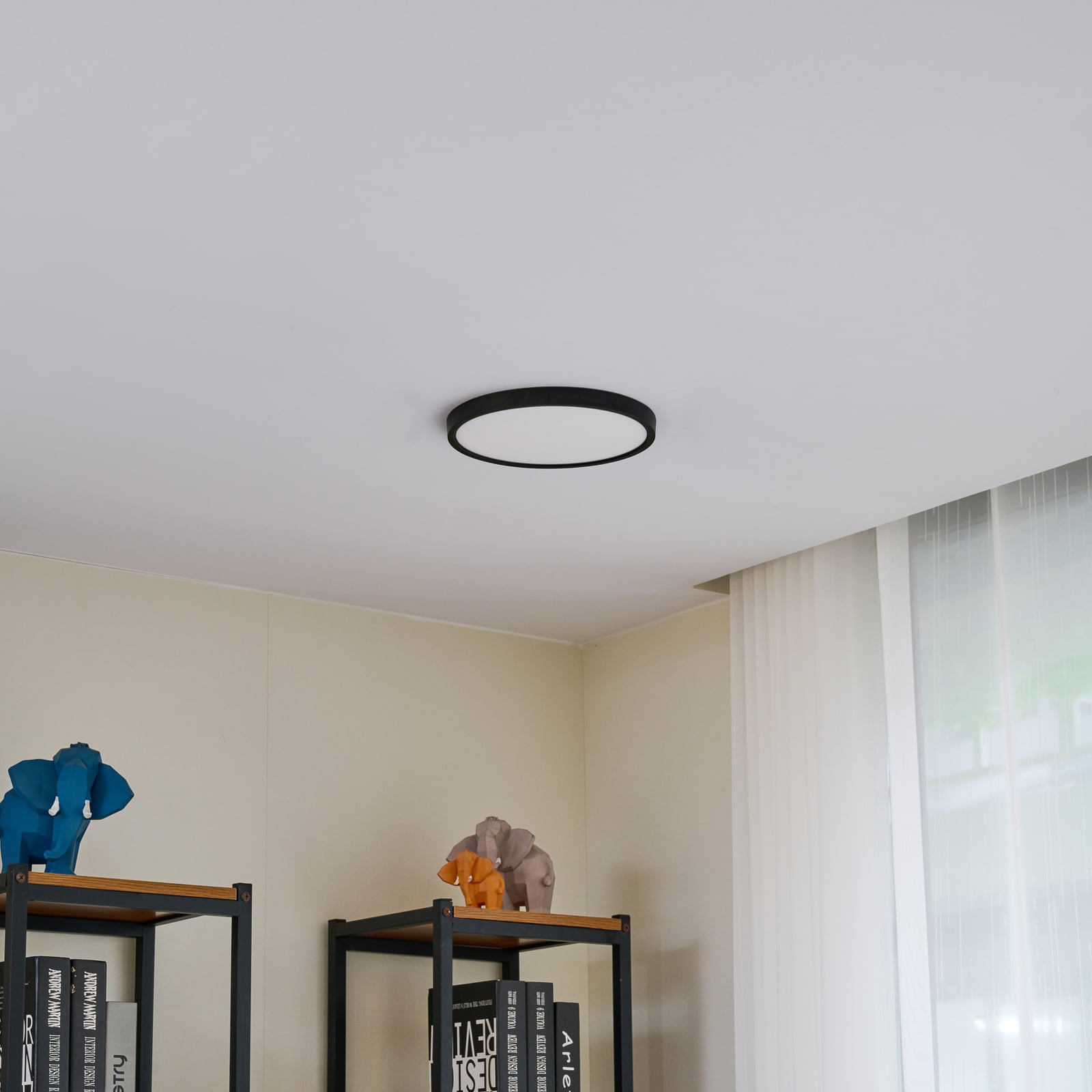 LED taklampe Pravin svart matt Ø23 cm CCT 11W bakside