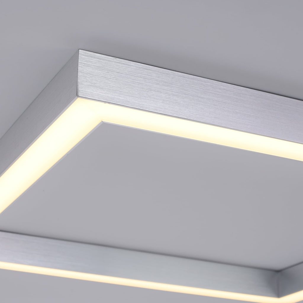 Nærbilde av fjernkontroll til LED taklampe PURE Lines Square
