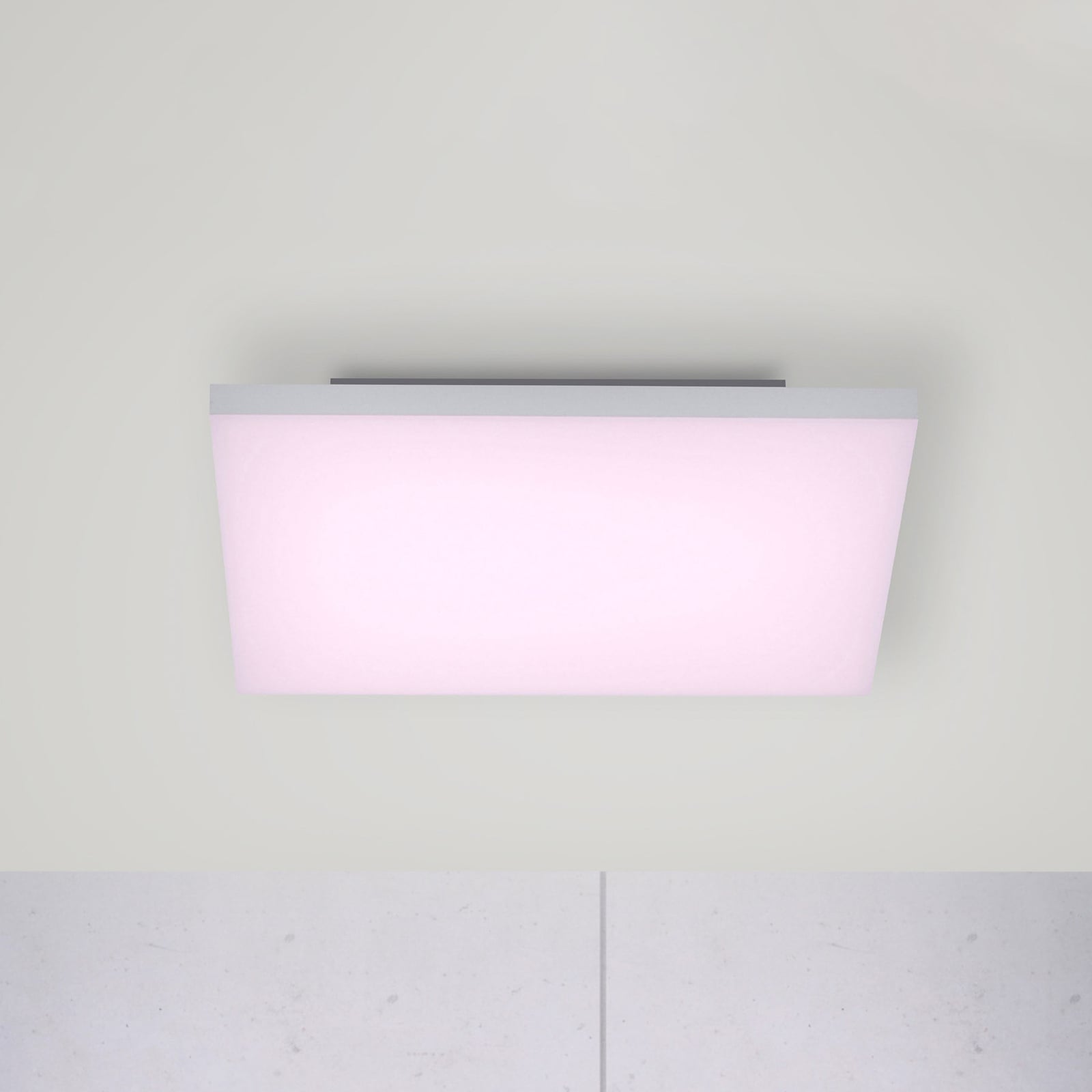 LED taklampe Q-FRAMELESS RGBW dimbar 45x45 cm 26W forfra