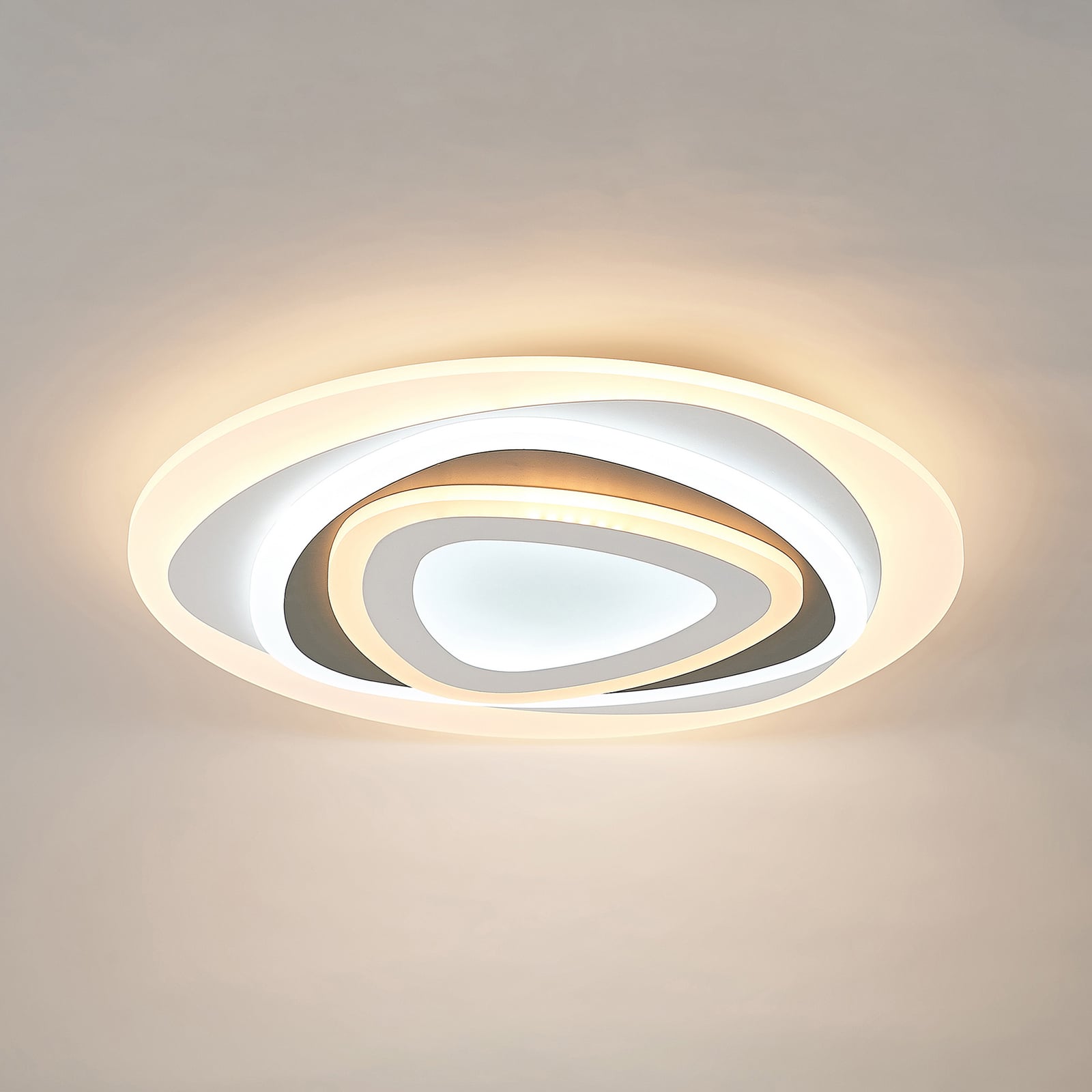 LED taklampe Rebeka CCT dimbar med fjernkontroll forfra