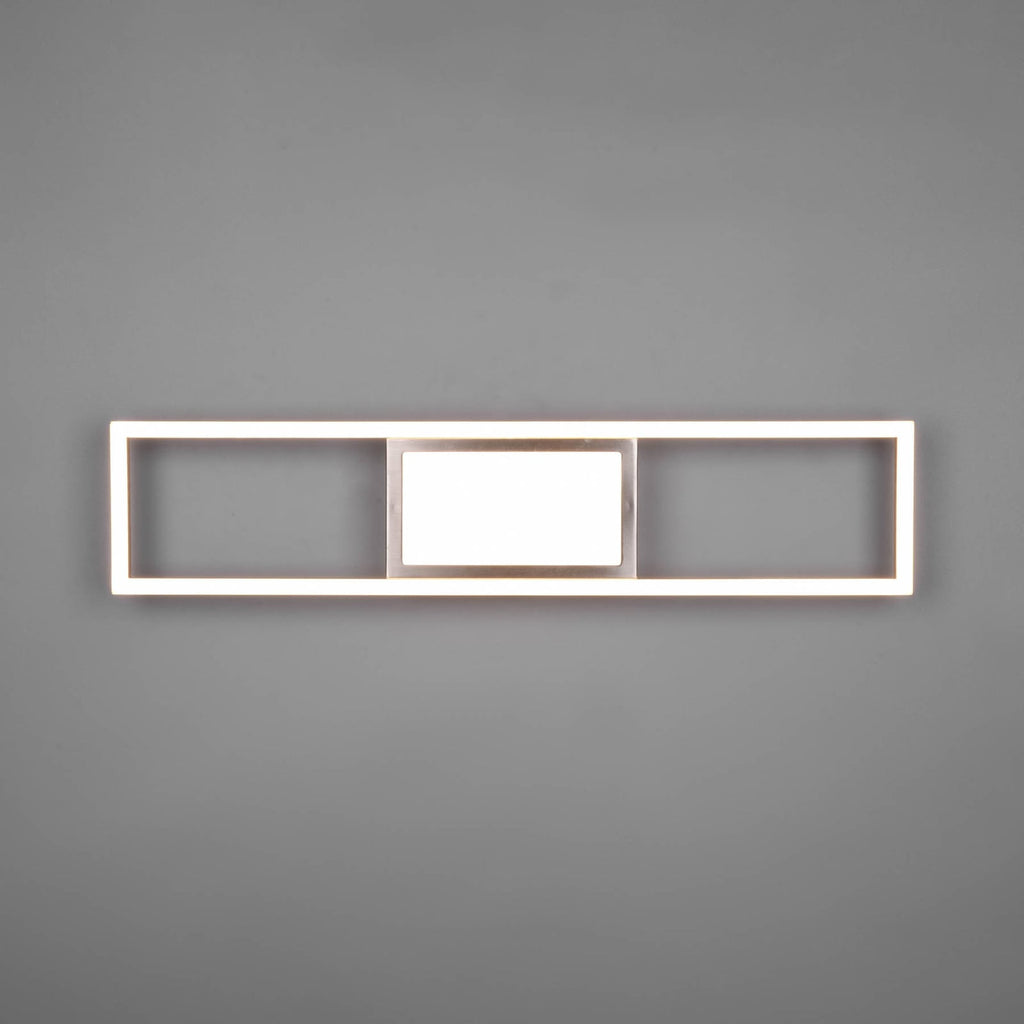 Nærbilde av fjernkontroll til LED taklampe Rigido dimbar CCT matt nikkel 60 cm