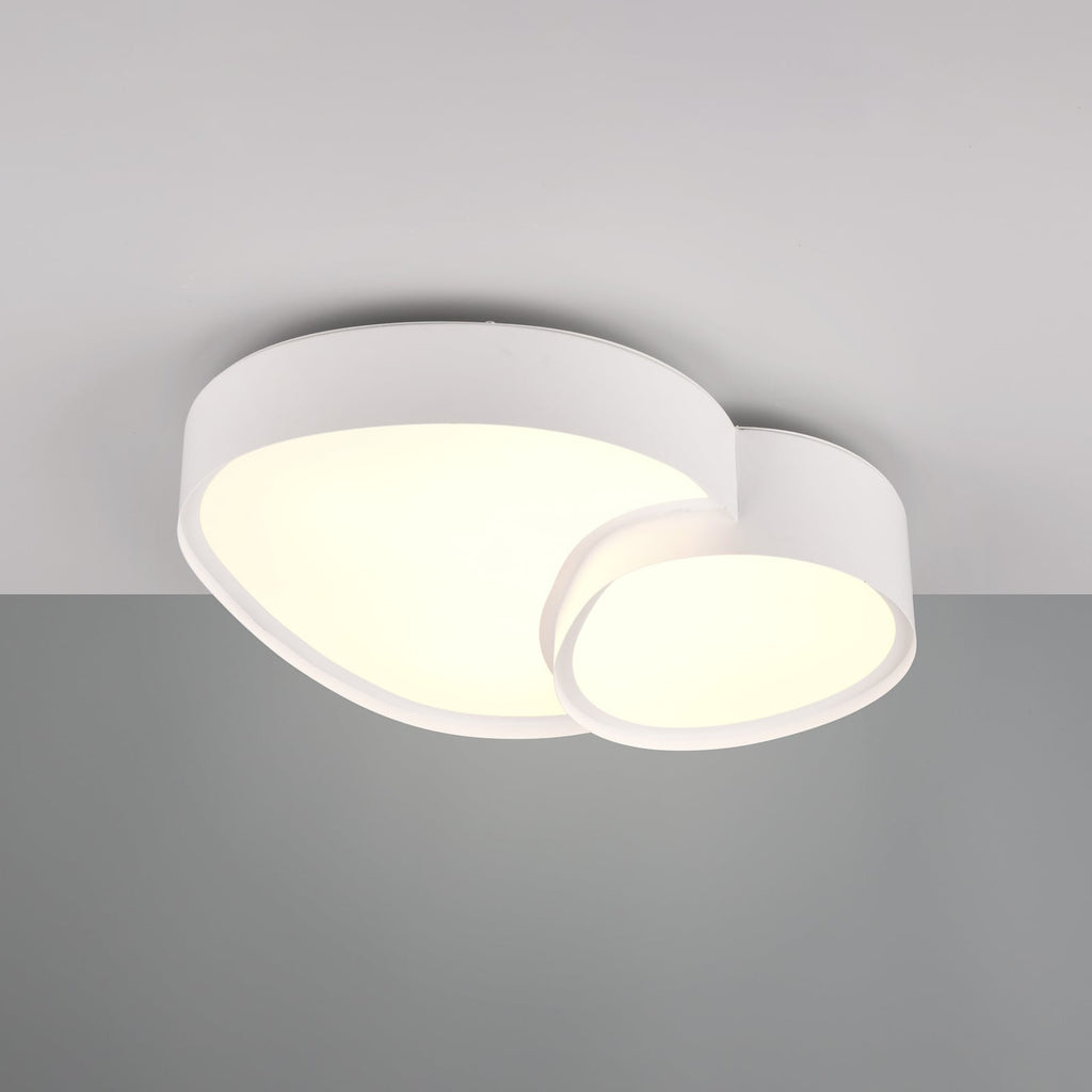 Nærbilde av LED taklampe Rise hvit CCT dimbar med fjernkontroll