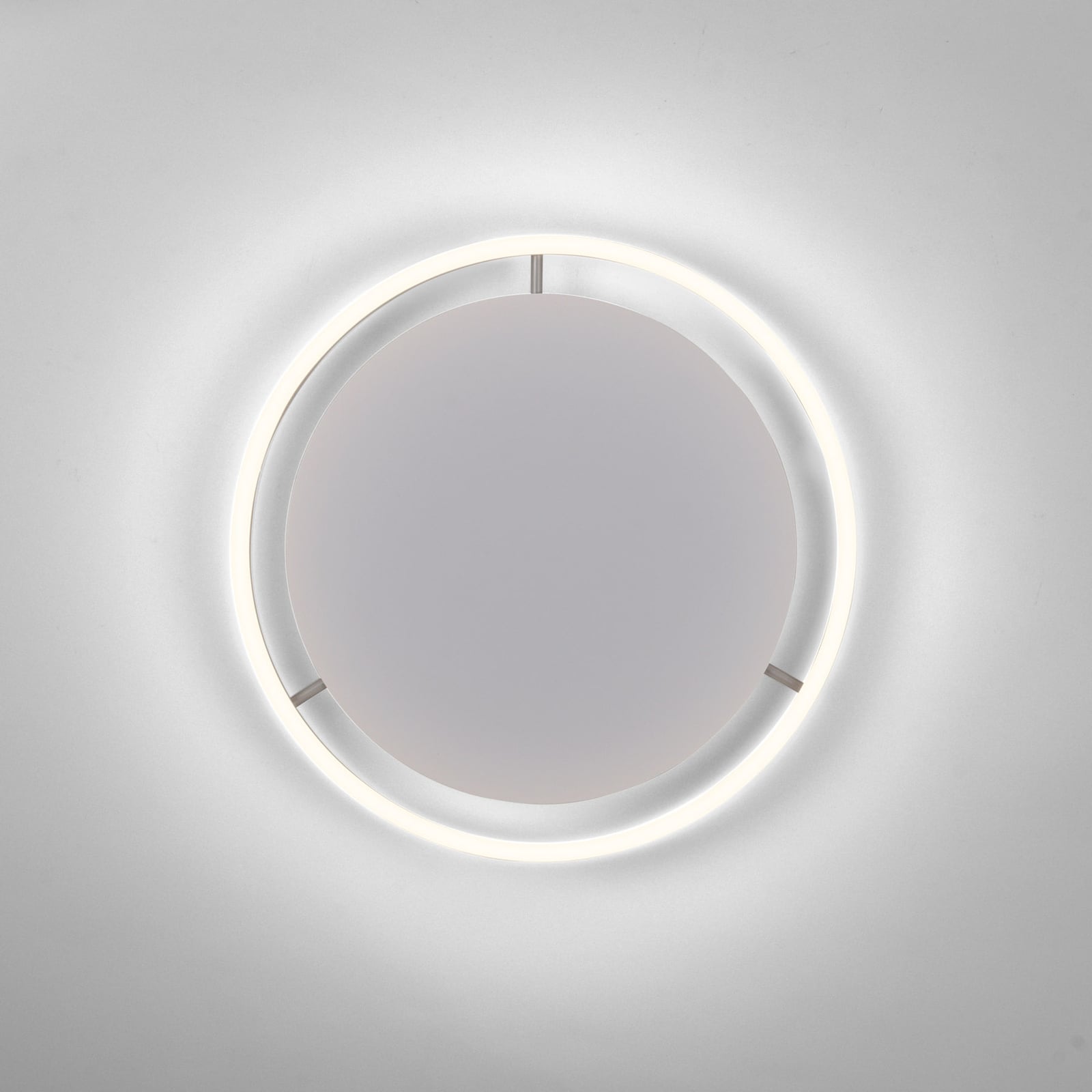 LED taklampe Ritus dimbar aluminium Ø39,3 cm montert i rom