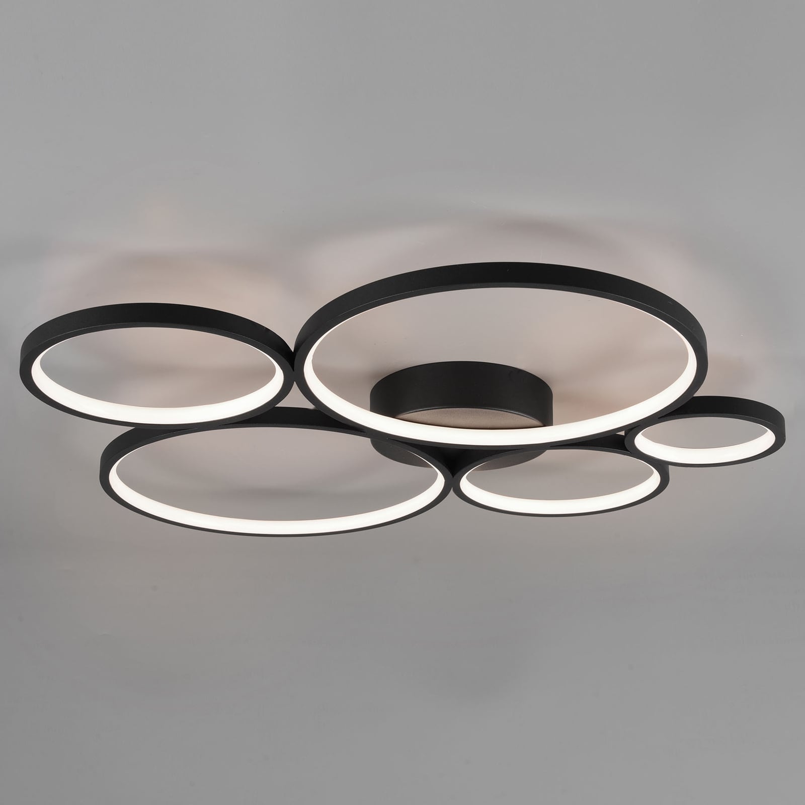 LED taklampe Rondo 5 ringer dimbar svart matt forfra