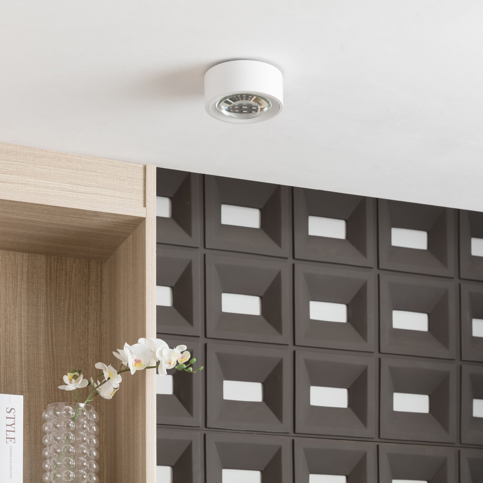 LED taklampe Rotari med linse dimbar hvit Ø12 cm bakside