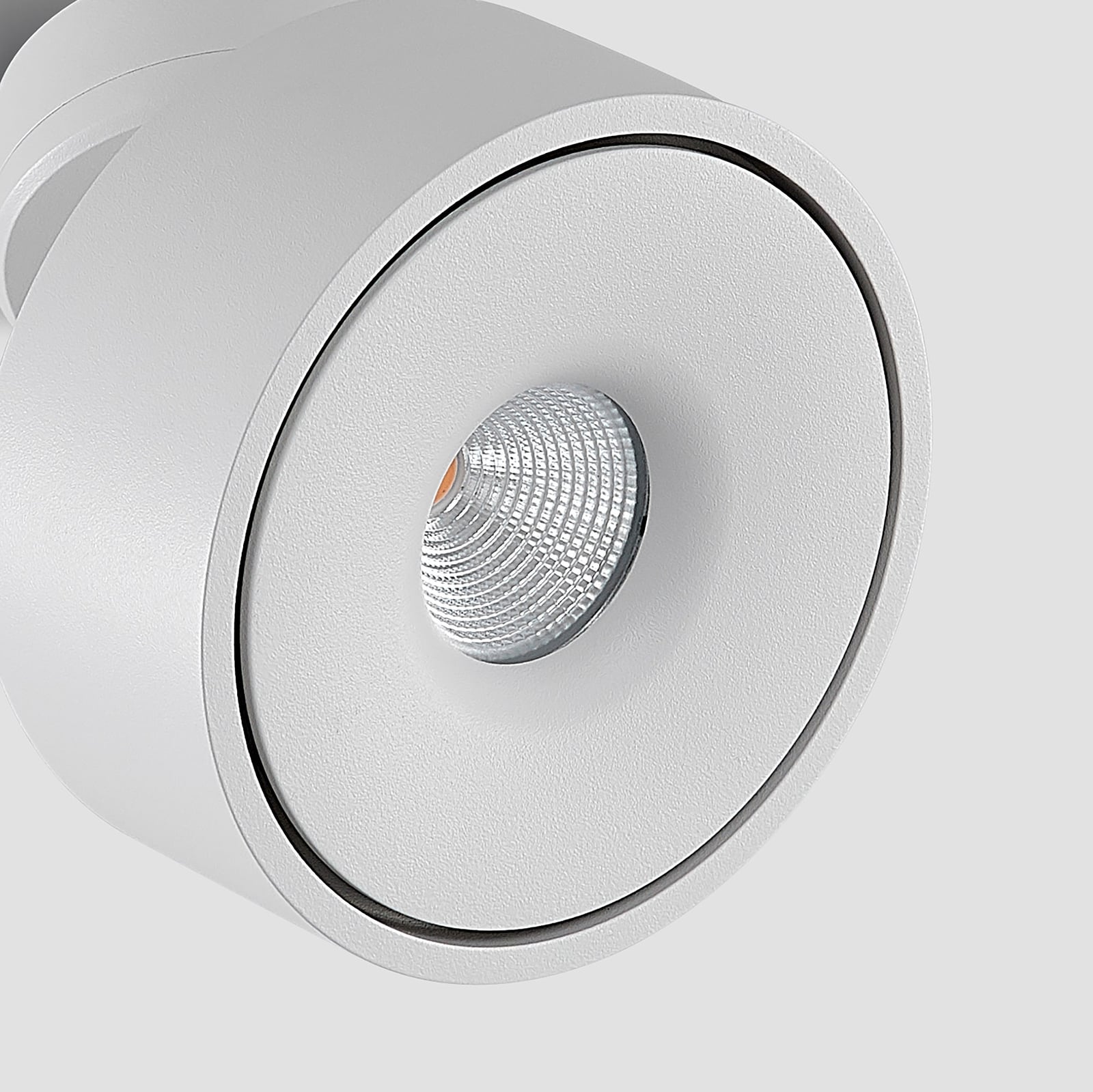 LED taklampe Rotari svingbar hvit aluminium Ø12 cm lysdetalj