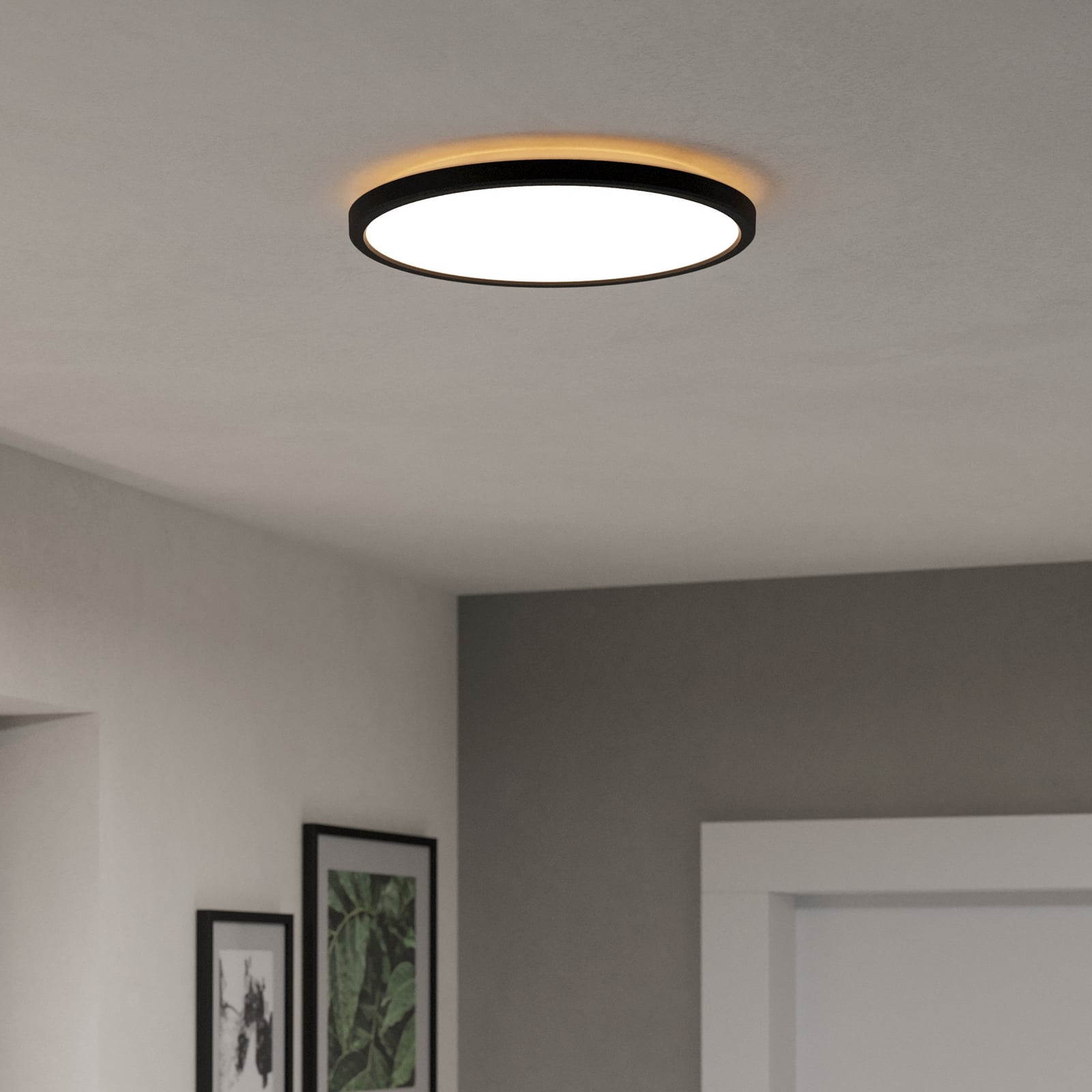 LED taklampe Rovito-Z dimbar RGB CCT svart bakside