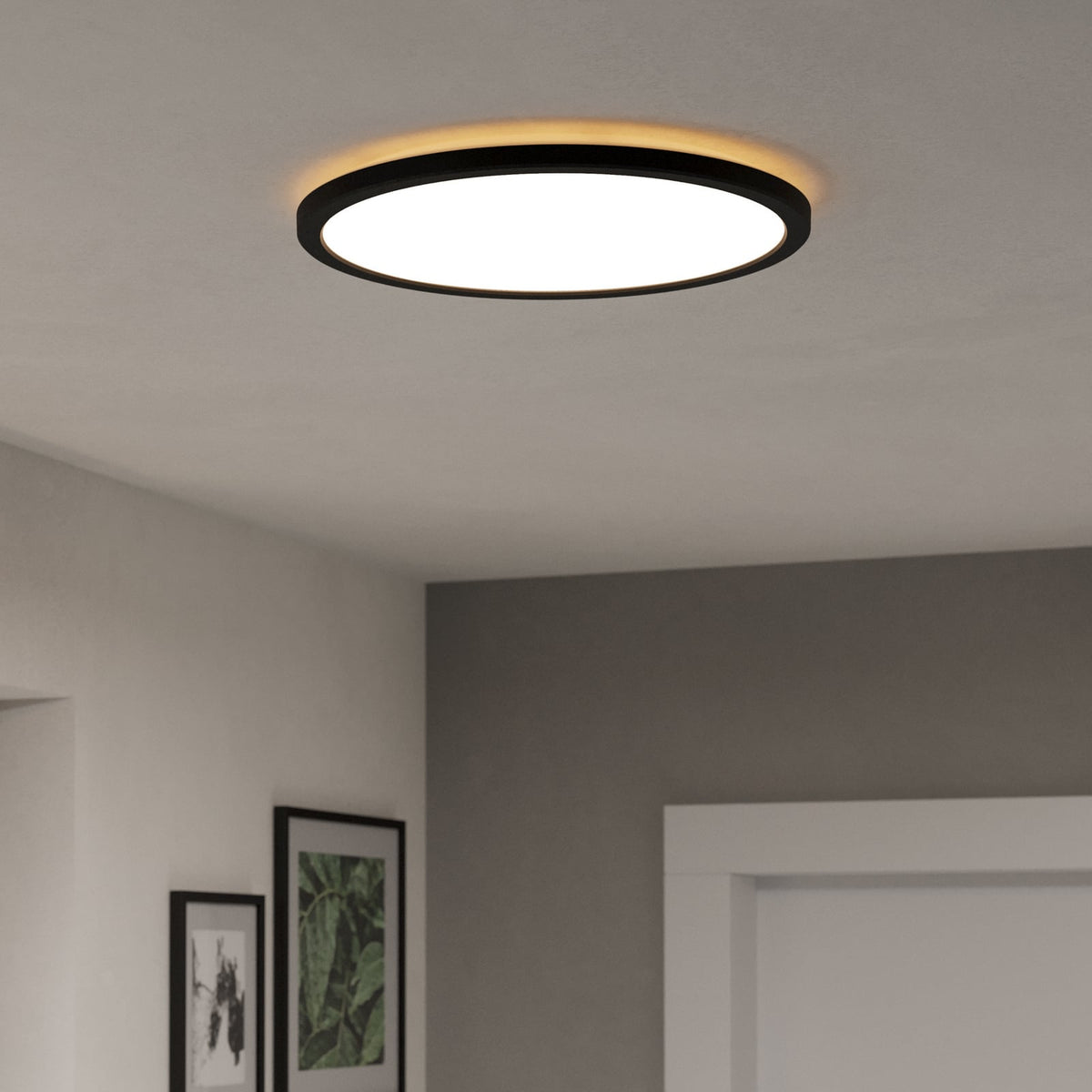 LED taklampe Rovito-Z bakside med monteringsdetaljer