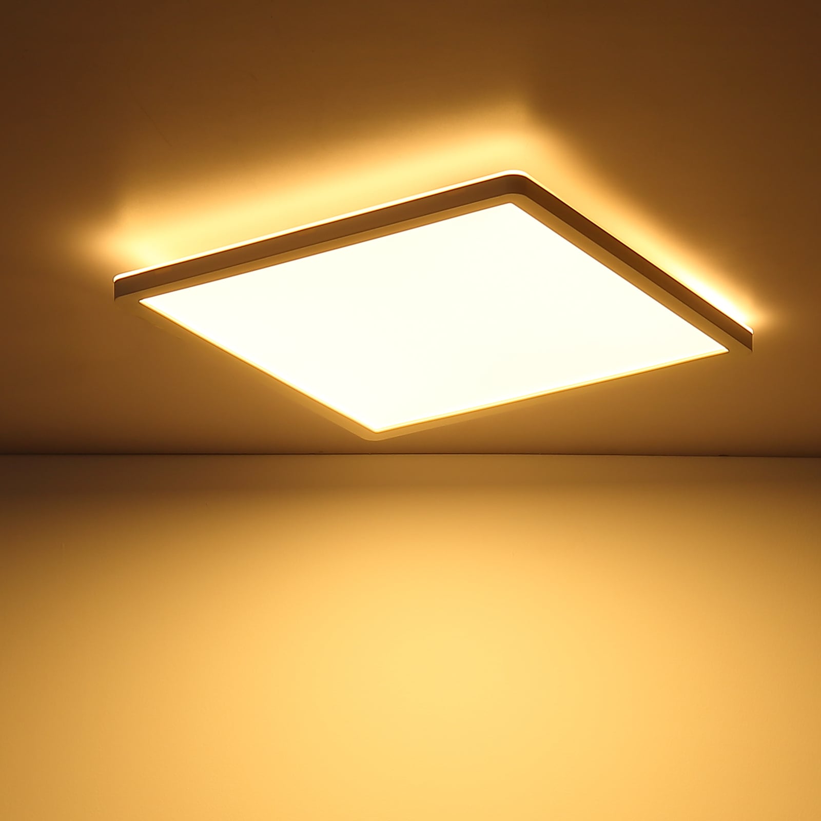 LED taklampe Sapana firkantet dimbar hvit IP44 18W detalj