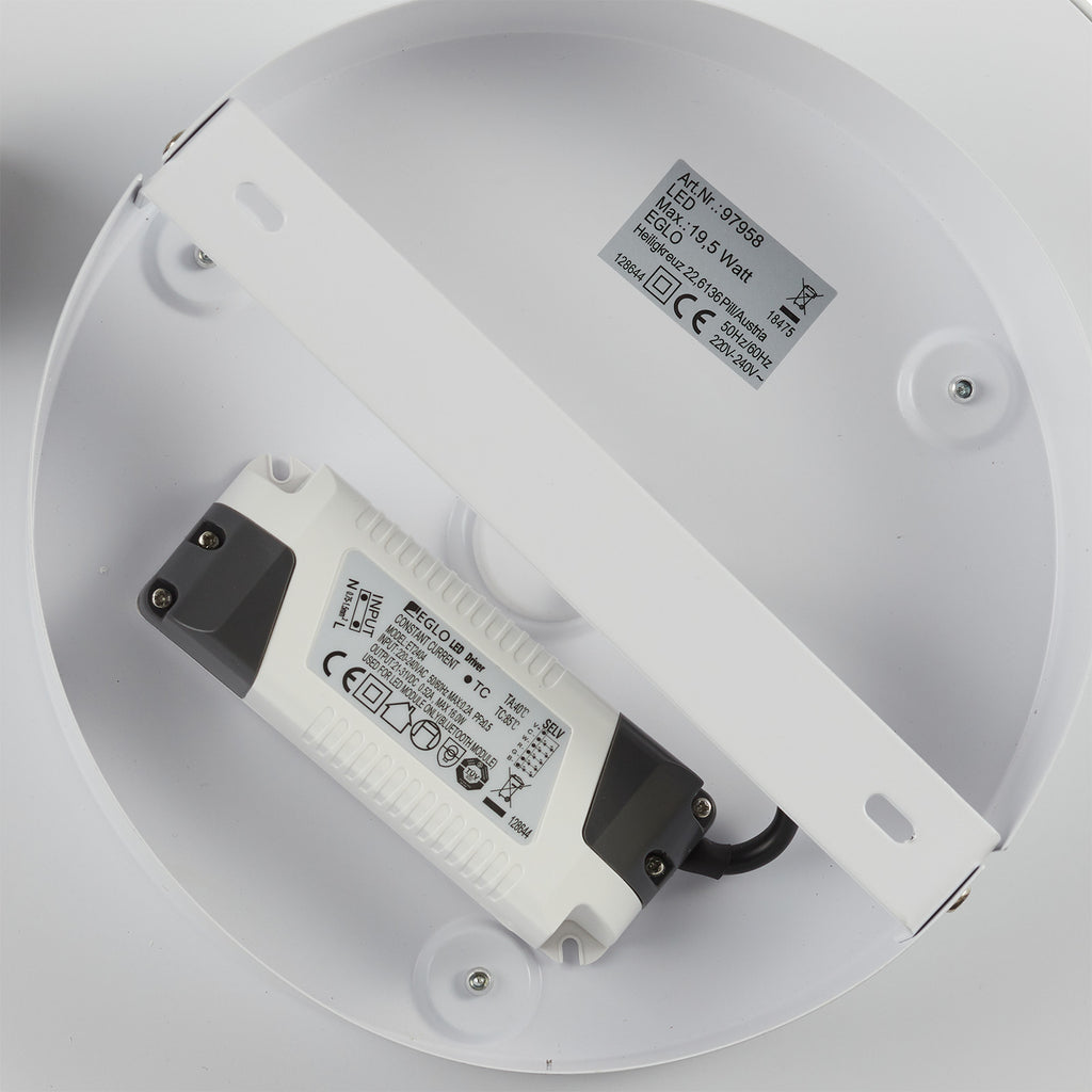 LED taklampe Sarsina-C dimbar hvit Ø30 cm RGB med fjernkontroll med app-styring