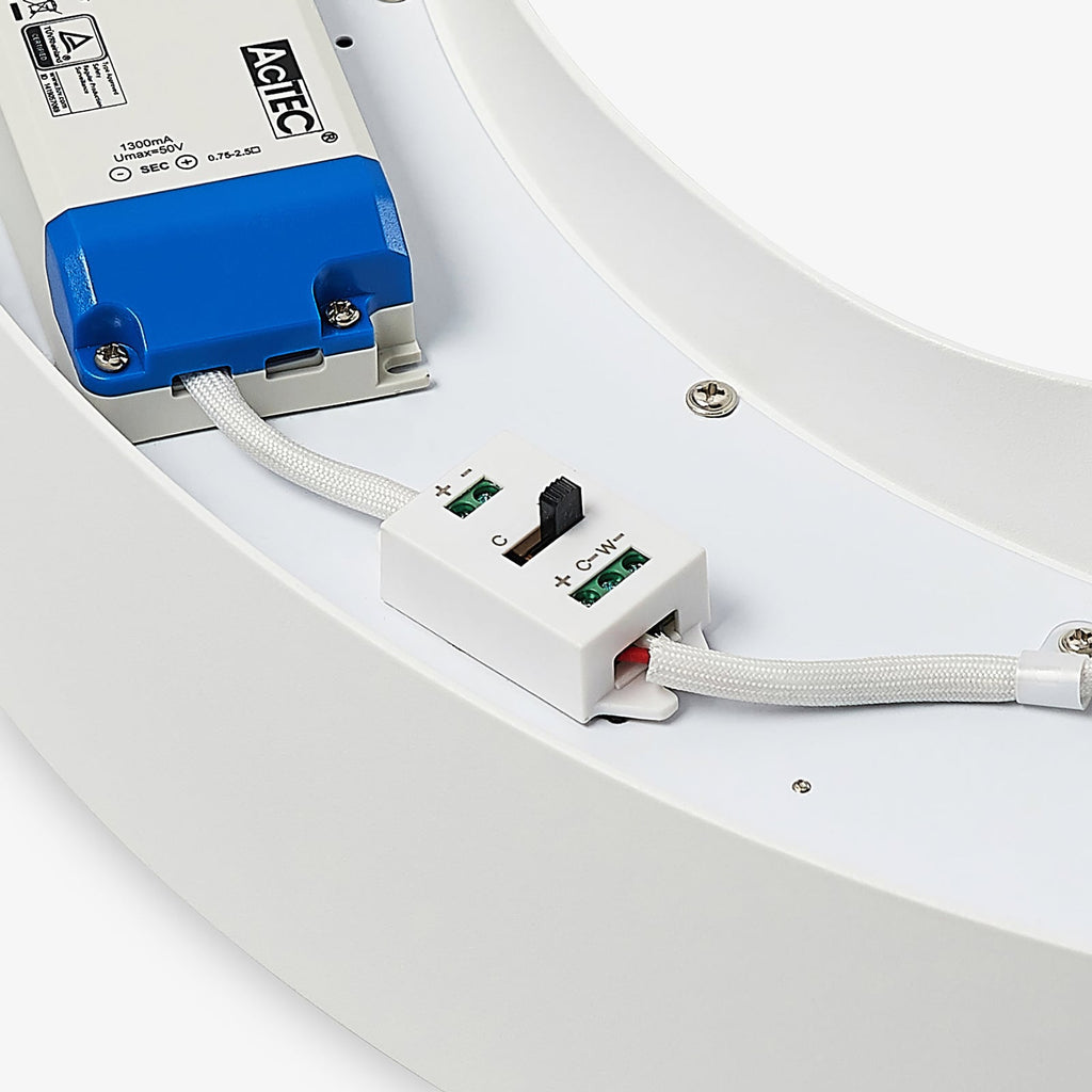 LED taklampe Sharelyn ringformet hvit Ø60 cm installasjon