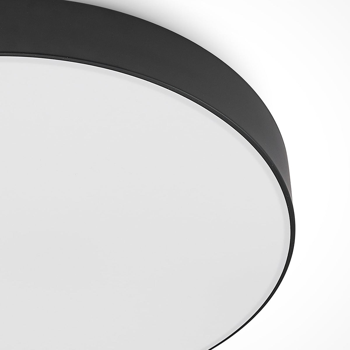 LED taklampe Simera dimbar svart Ø50 cm side