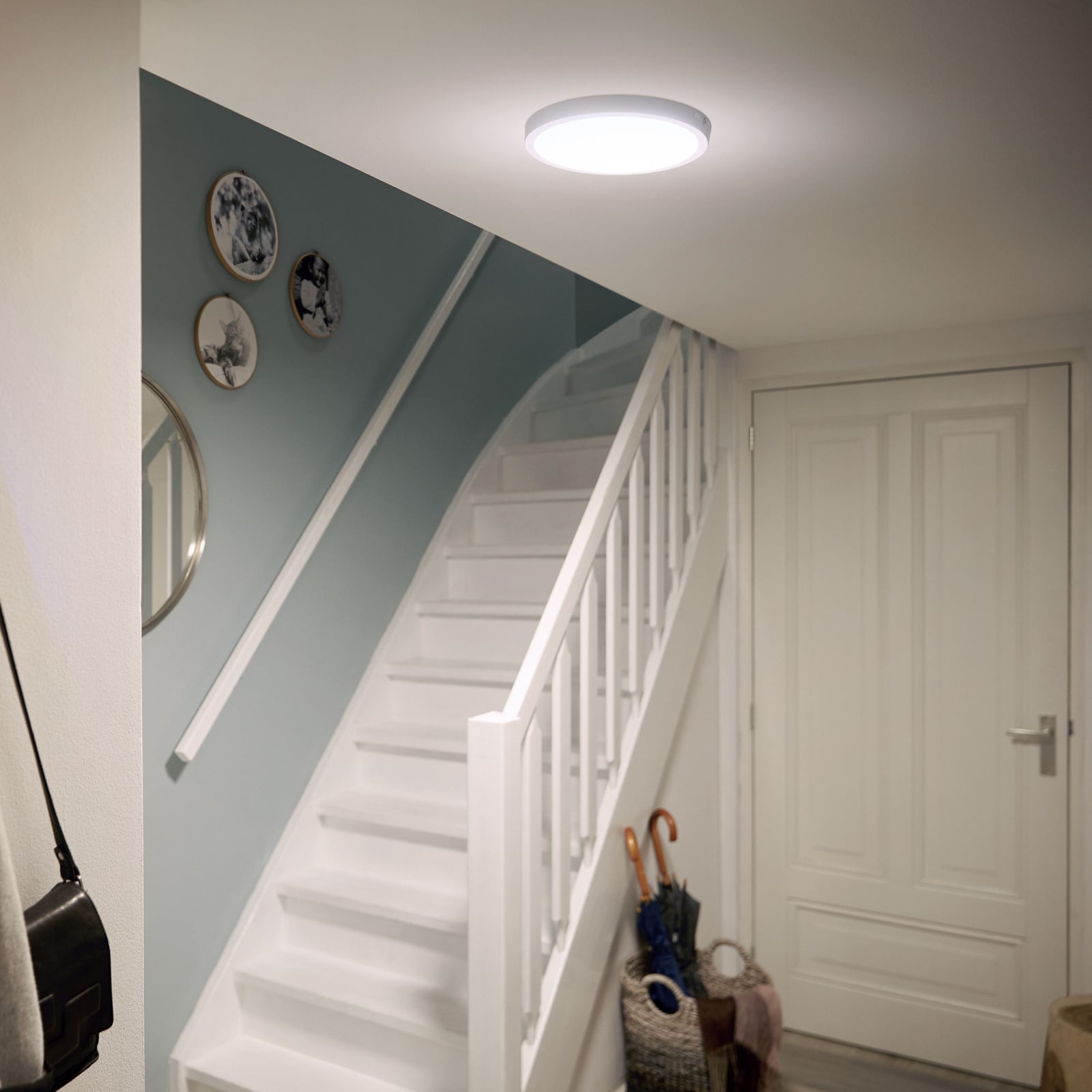 LED taklampe Slim Surface rund hvit Ø21 cm 4000K 12W - Philips bakside