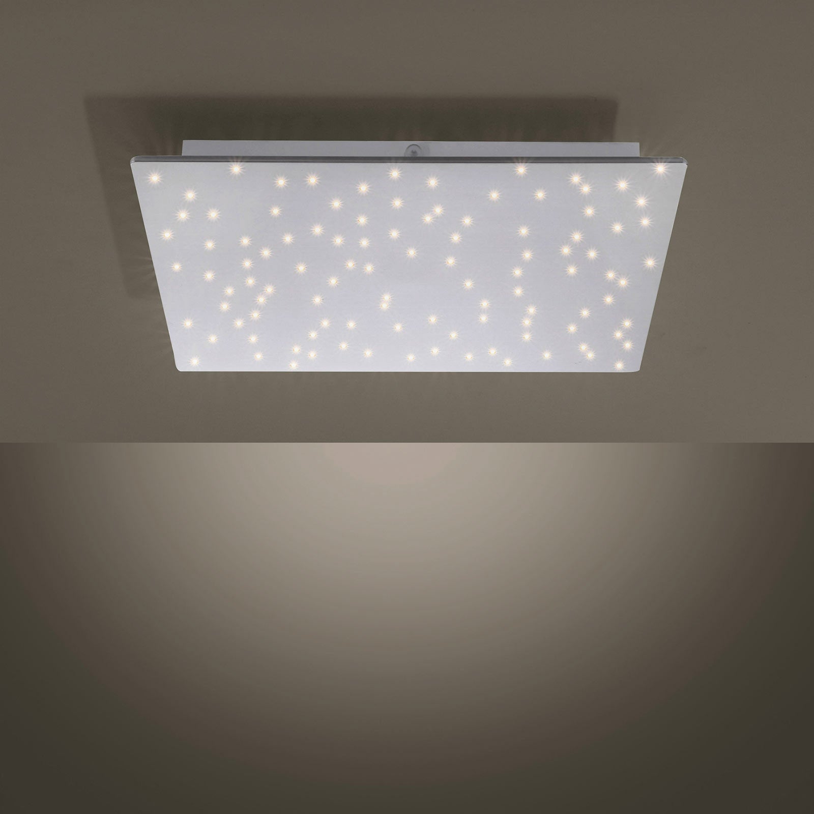 LED taklampe Sparkle CCT dimbar stål 45x45 cm montert i rom
