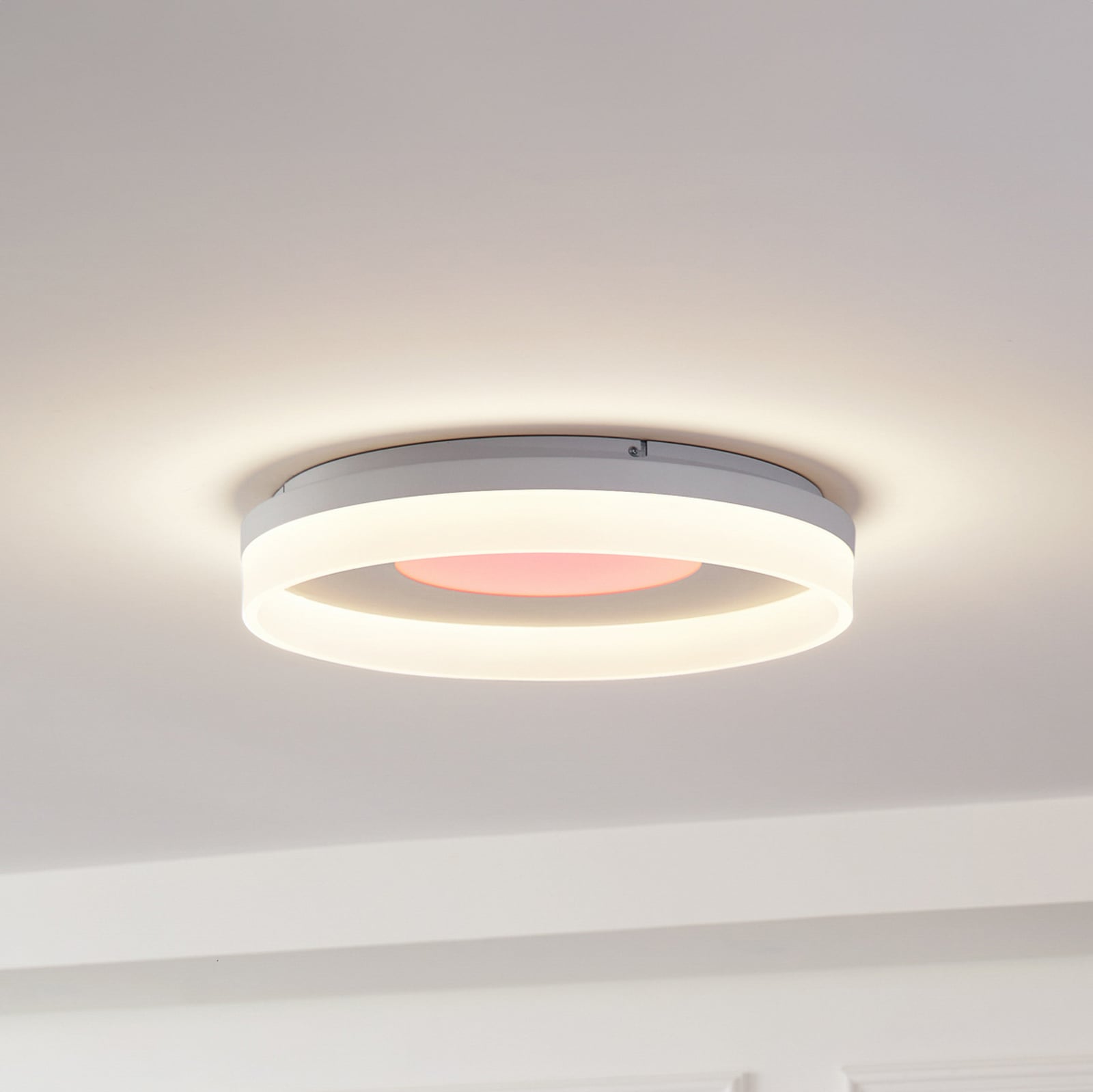 LED taklampe Squillo dimbar RGBW CCT Tuya Ø50 cm hvit forfra