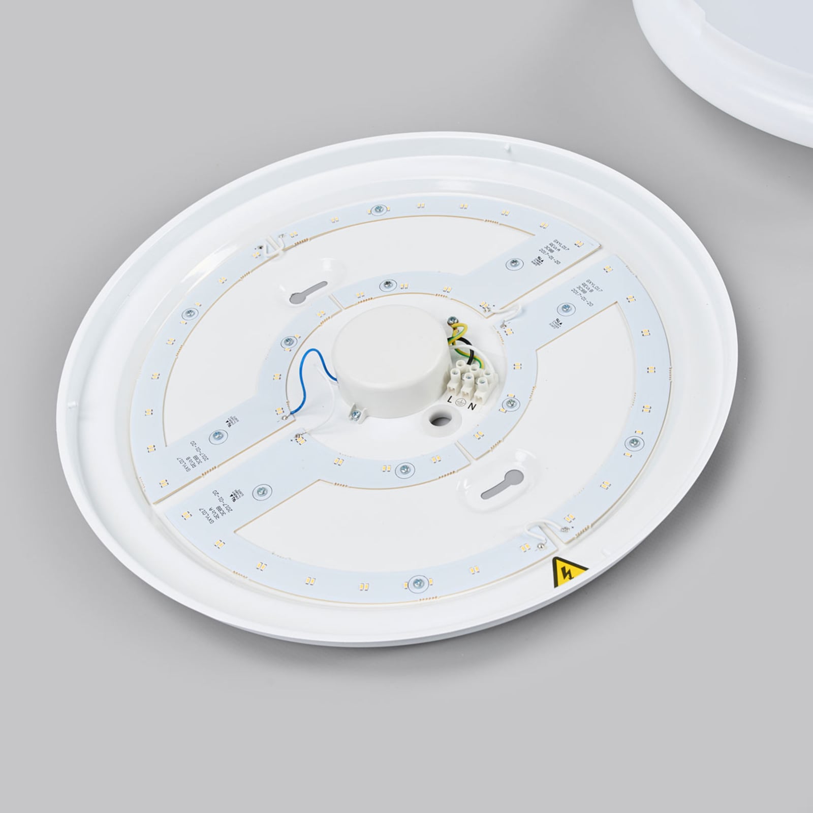 LED taklampe Suede rund Ø38 cm hvit 4000K Philips profil
