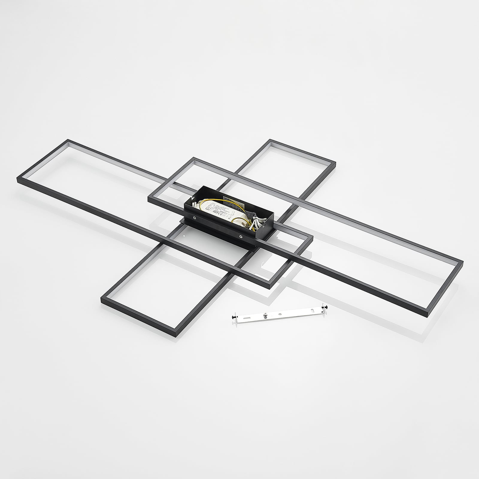 Oversiktsbilde av LED taklampe Tetson svart metall 99 cm