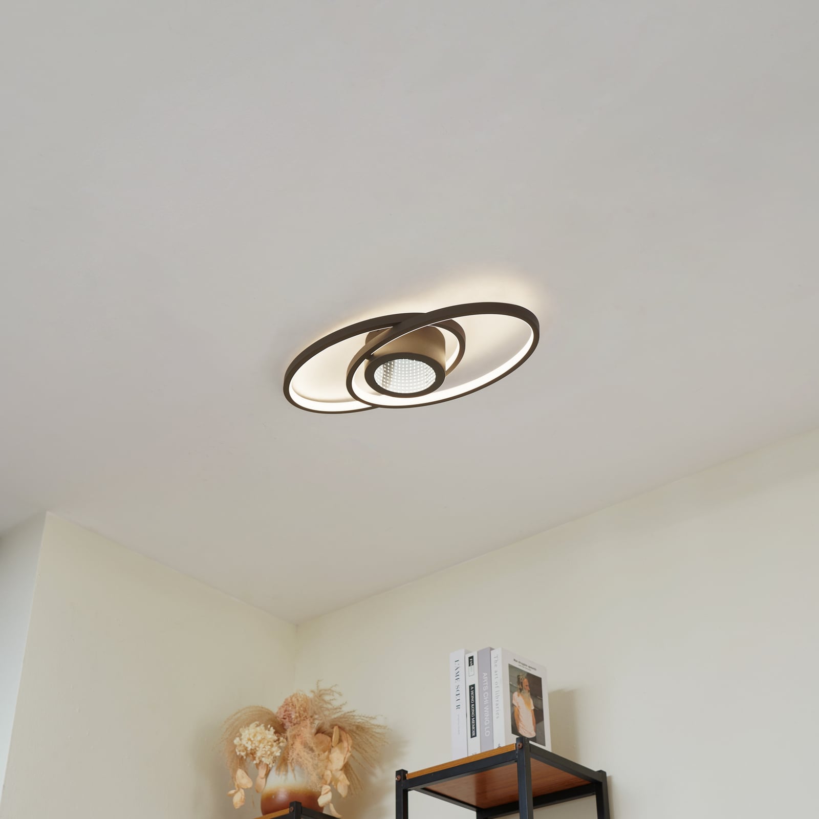 LED taklampe Thalina svart bakside med takfeste