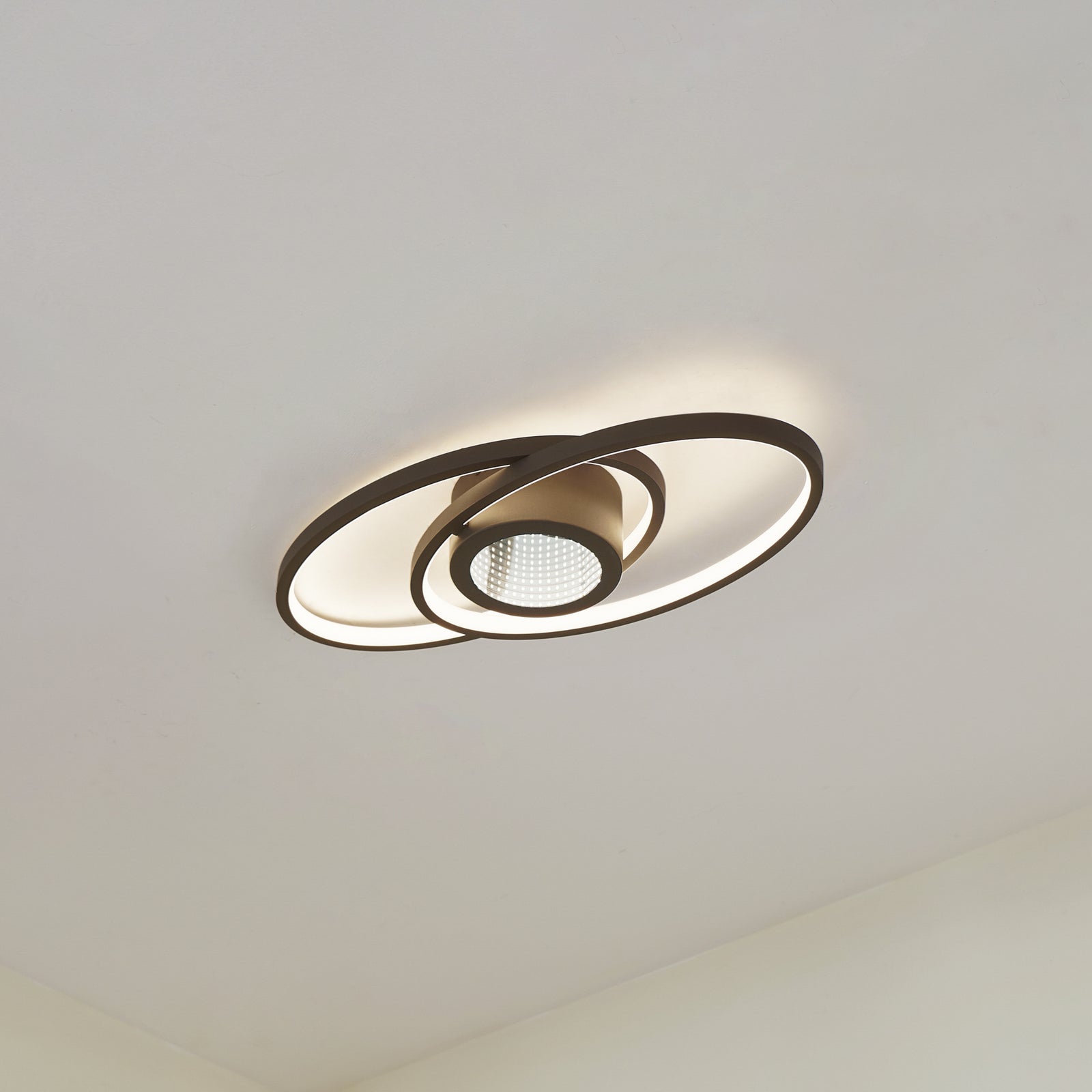 LED taklampe Thalina svart 60 cm dimbar forfra