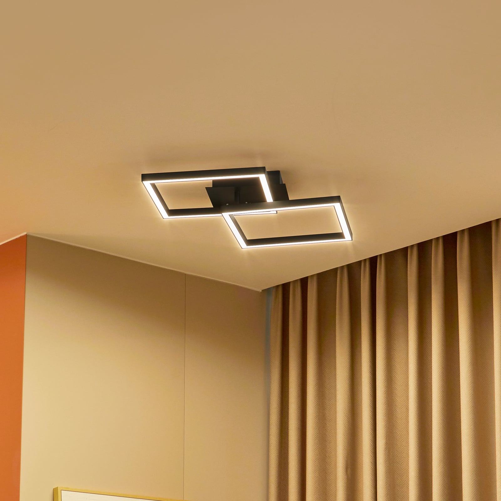 LED taklampe Tjado dimbar svart metall 67 cm forfra