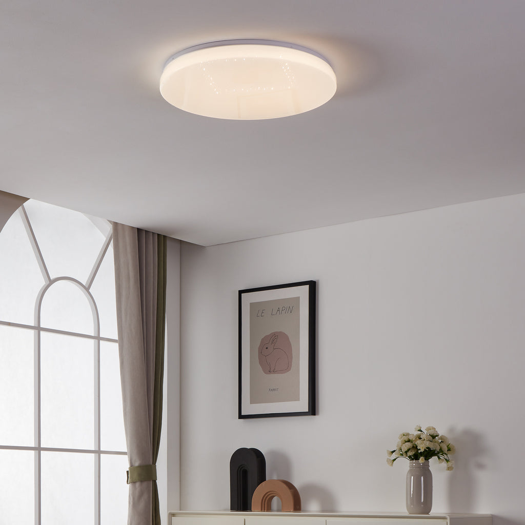 LED taklampe Totari-Z smart dimbar krystalleffekt Ø56 cm montert i rom