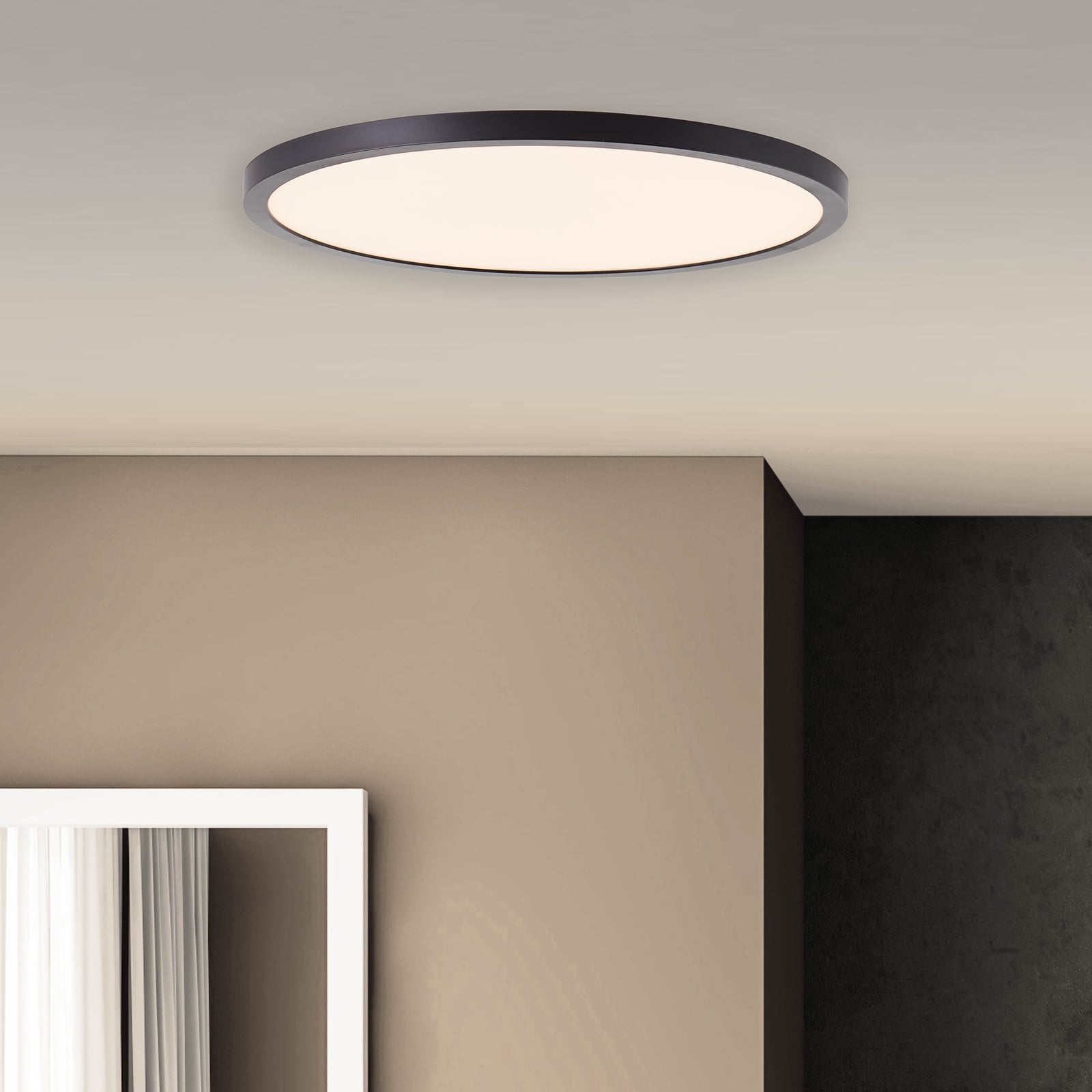 LED taklampe Tuco dimbar svart bakside