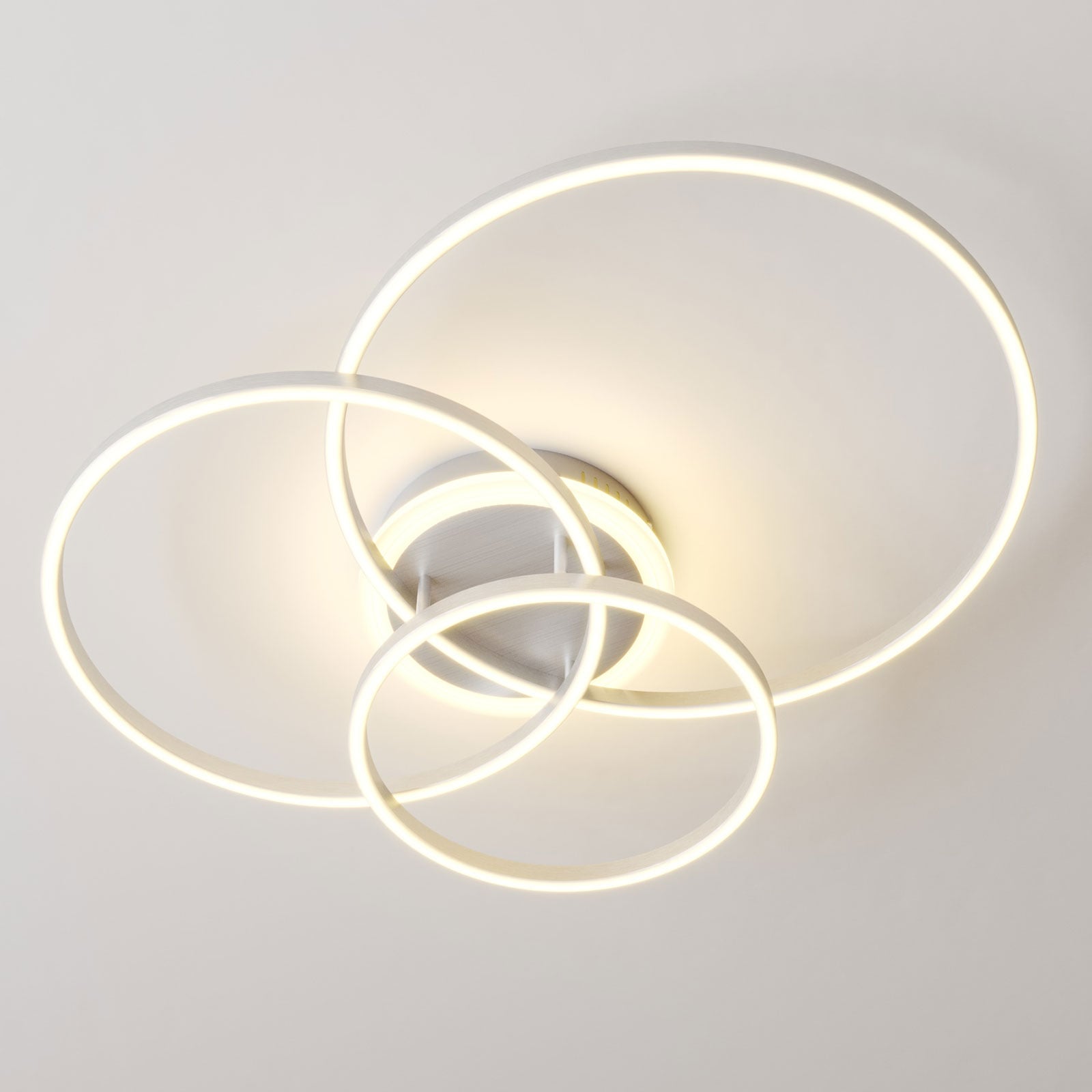LED taklampe Tula smart dimbar CCT fjernkontroll 40W forfra