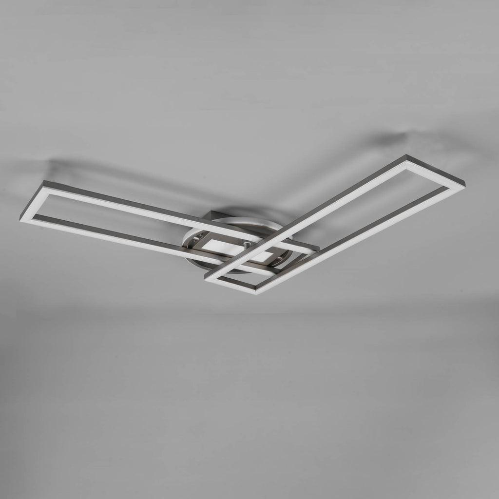 LED taklampe Twister dimbar med fjernkontroll CCT 90 cm LED-seksjoner