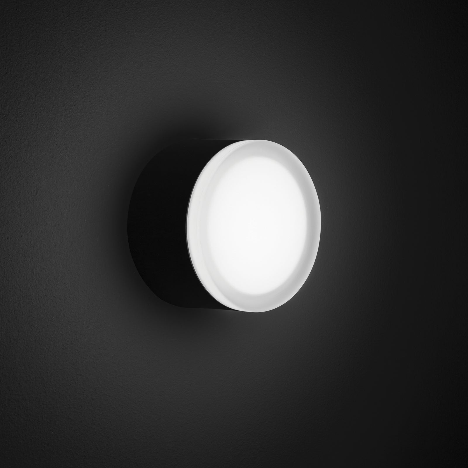 LED taklampe utendørs grafitt Ø13 cm 14,5W IP65 LCD bakside