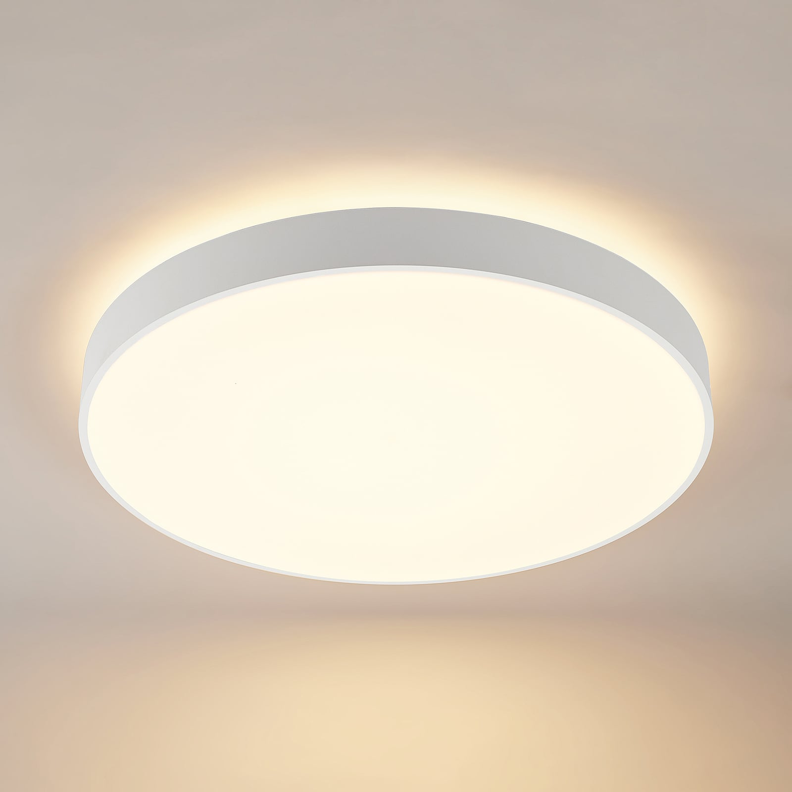 Montert LED taklampe Vanida opp og ned dimbar hvit Ø60 cm 57W i rom