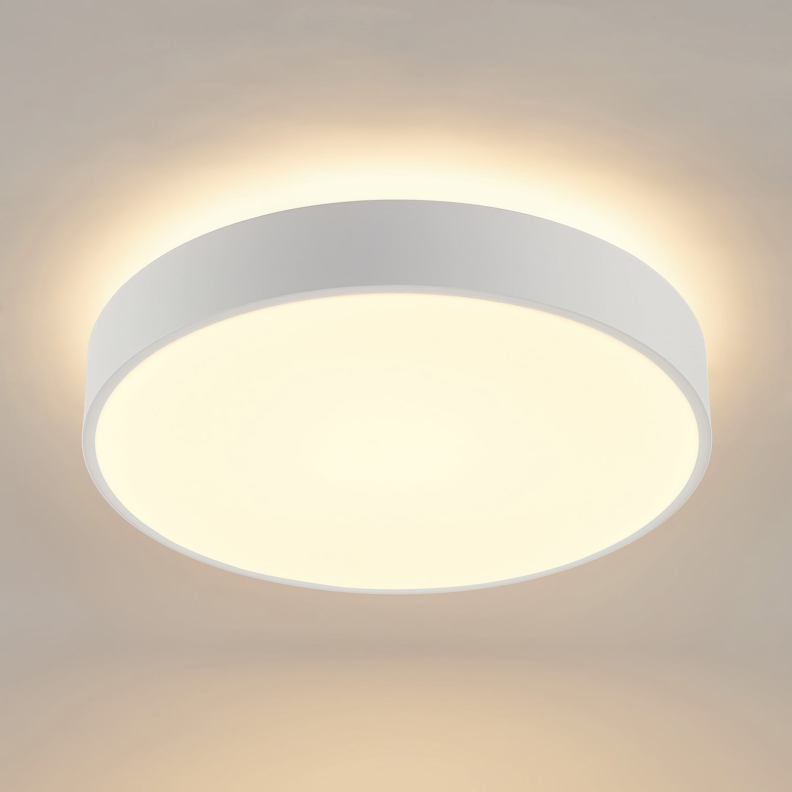 Nærbilde av LED taklampe Vanida opp og ned hvit Ø40 cm