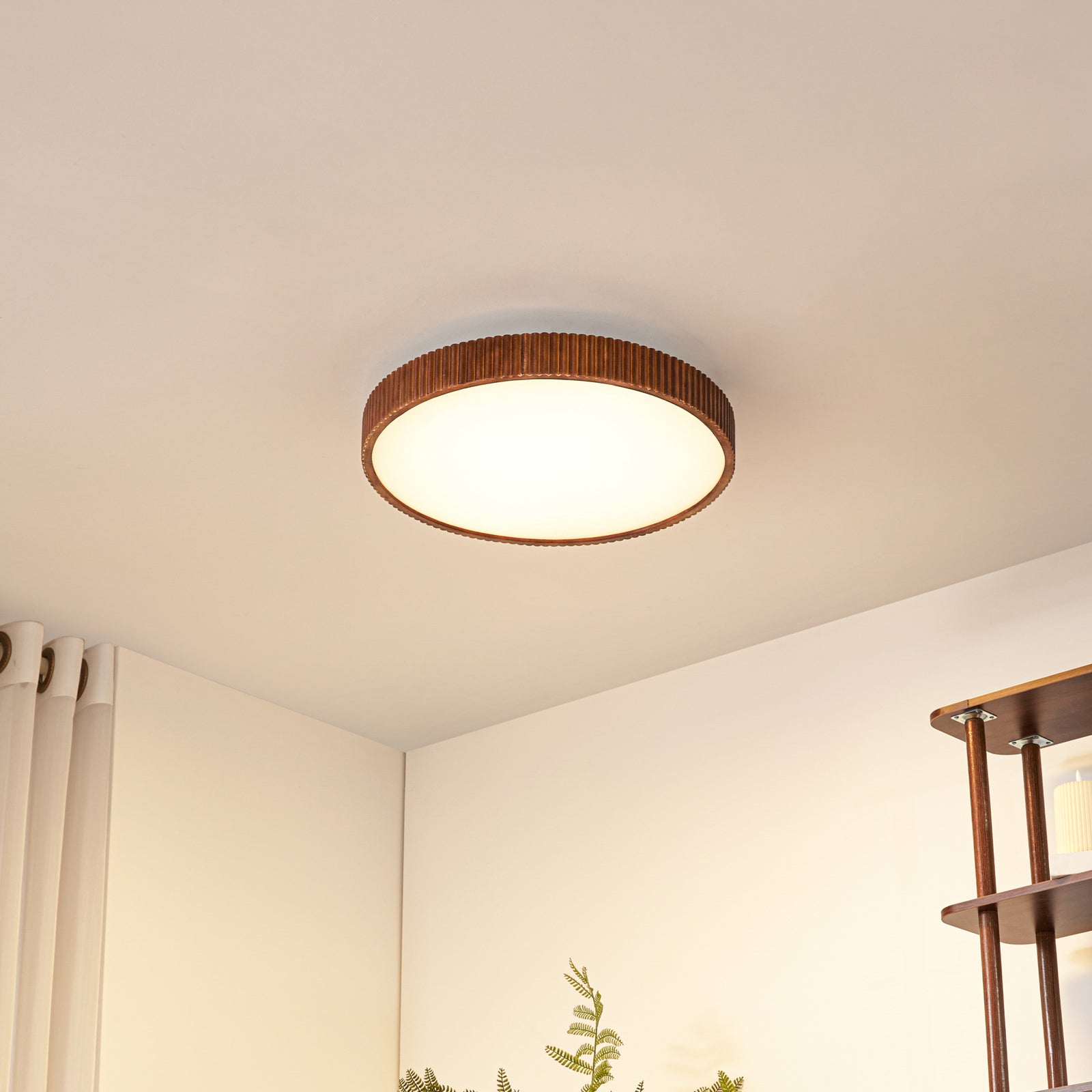 LED taklampe Velua CCT tre/hvit bakside