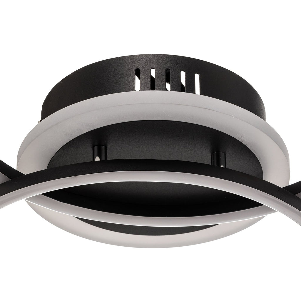LED taklampe Venida ringdesign dimbar svart 50x30 cm lysdetalj