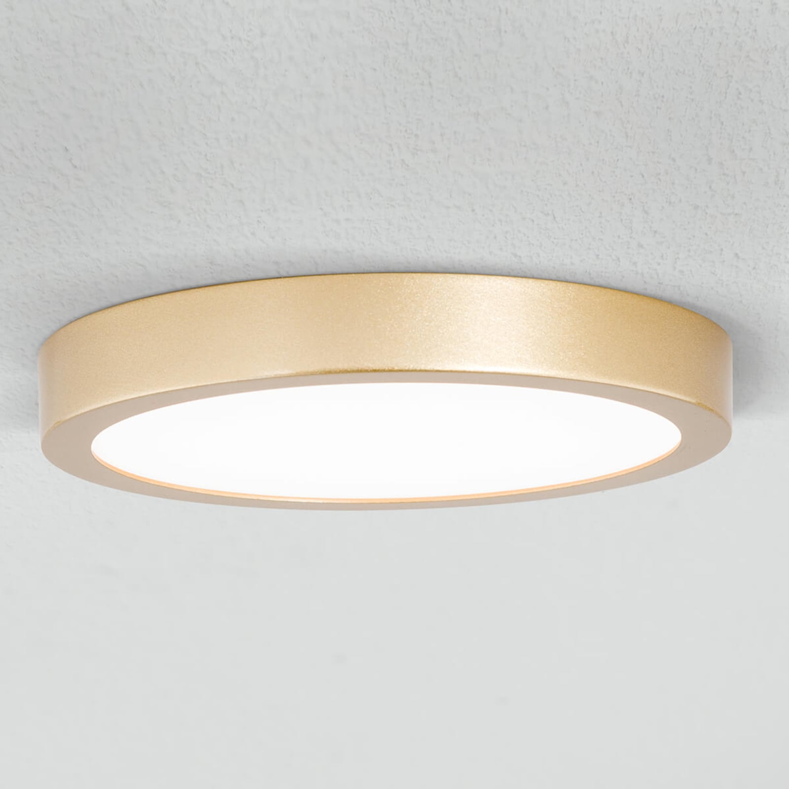 LED taklampe Vika rund matt gull montert i tak
