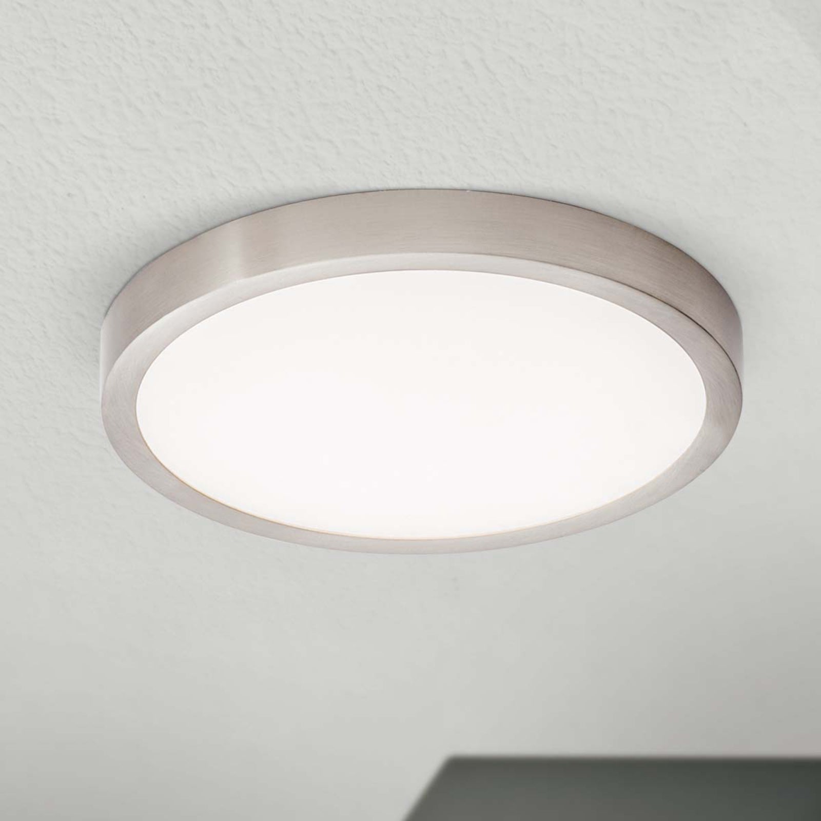 LED taklampe Vika rund matt titan Ø23 cm 22W varmhvit detalj