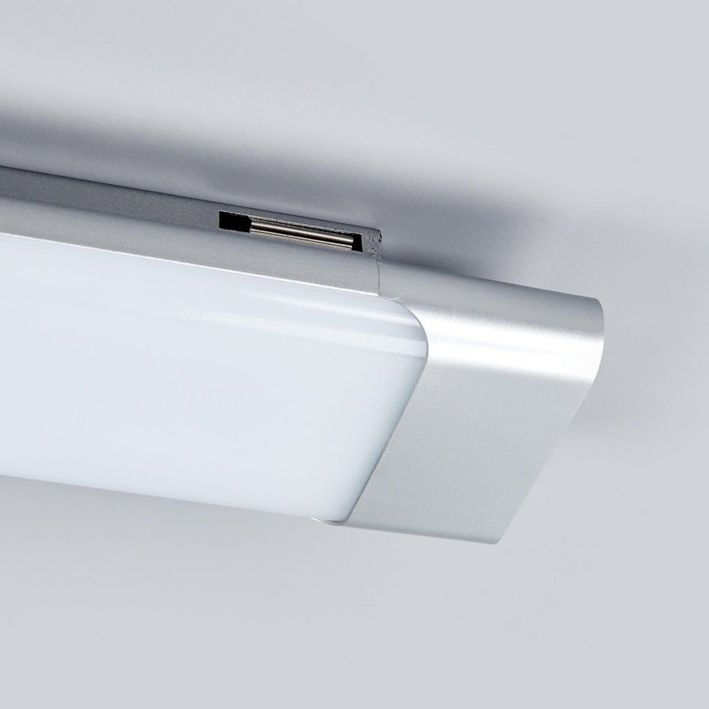LED taklampe Vinca hvit sølv nærbilde av LED-panel
