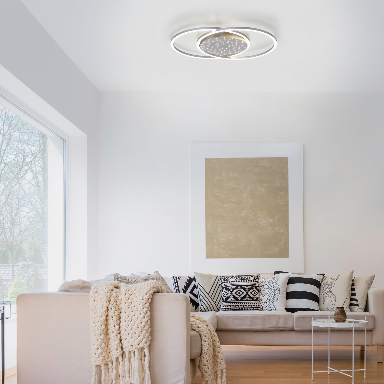 LED taklampe Yuki CCT dimbar bakside og monteringsdetaljer