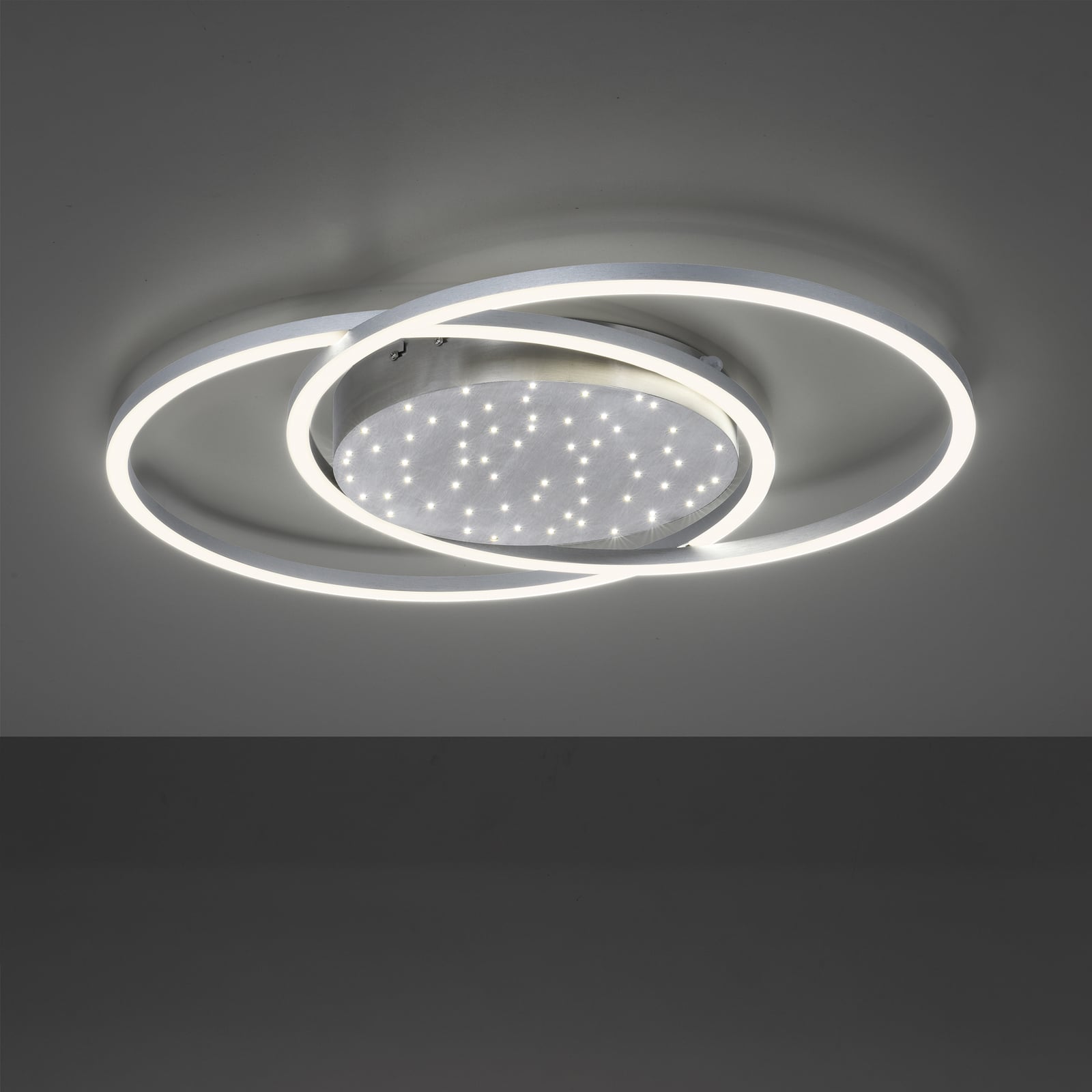 LED taklampe Yuki CCT dimbar montert i tak