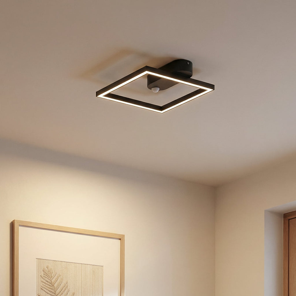 LED taklampe Yulla med bevegelsessensor svart bakside