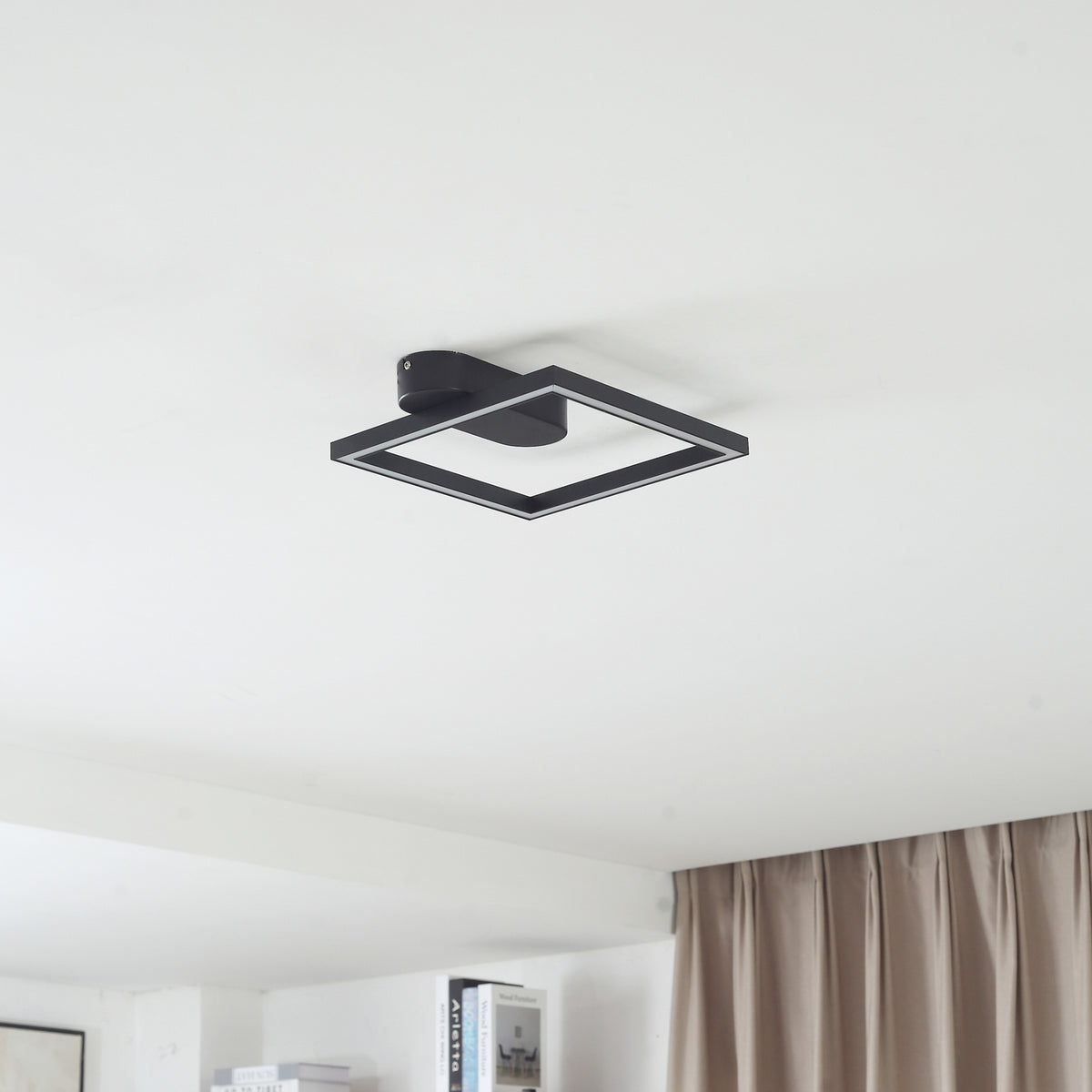 LED taklampe Yulla svart aluminium detalj av materiale