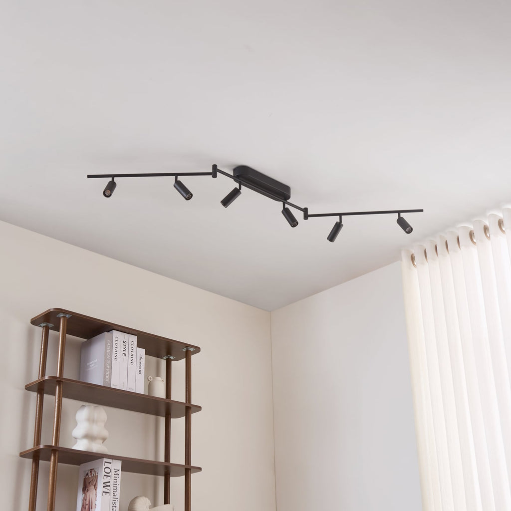 LED takspot Eldrin 6-lys svingbar svart 152 cm montert i rom