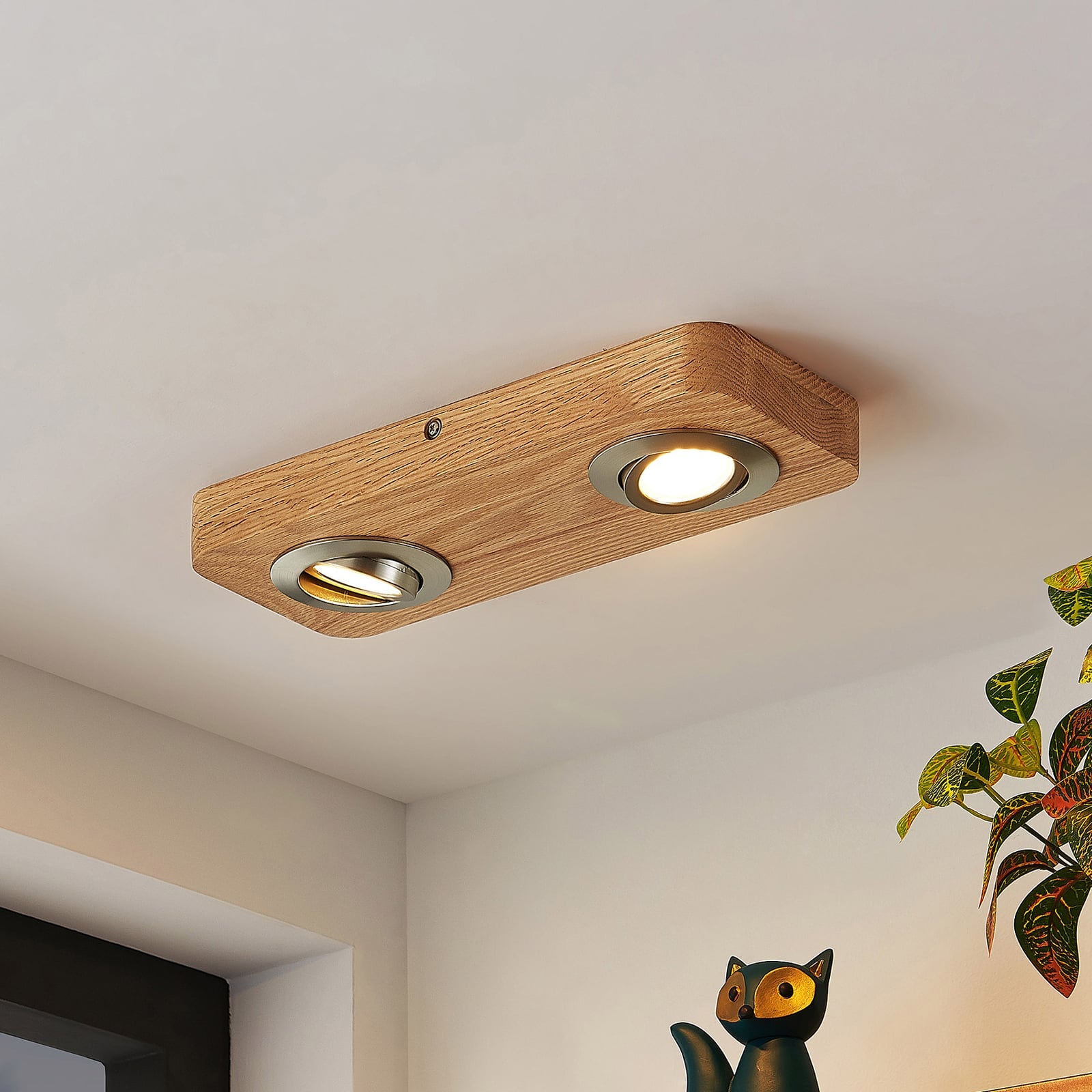 LED takspot Mikari 2-lys svingbar eik/nikkel 30 cm forfra