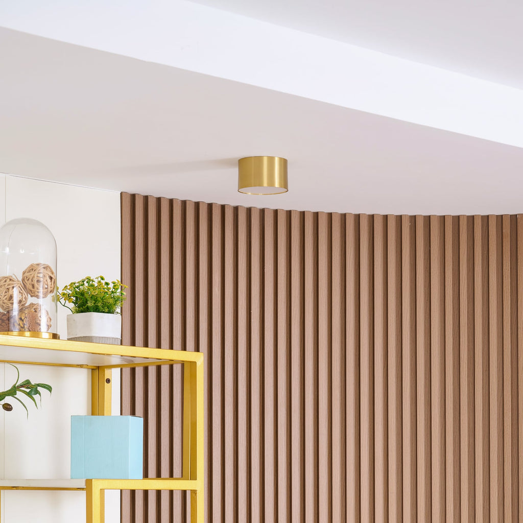LED takspot Nivoria gullfarget aluminium detalj