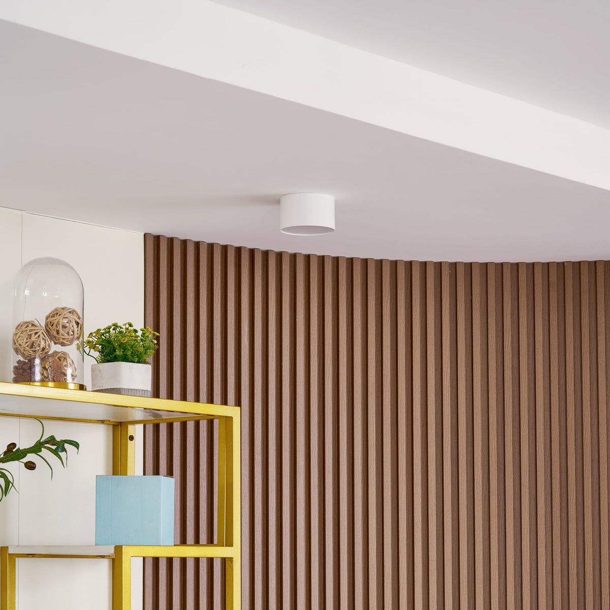 LED takspot Nivoria hvit aluminium bakside