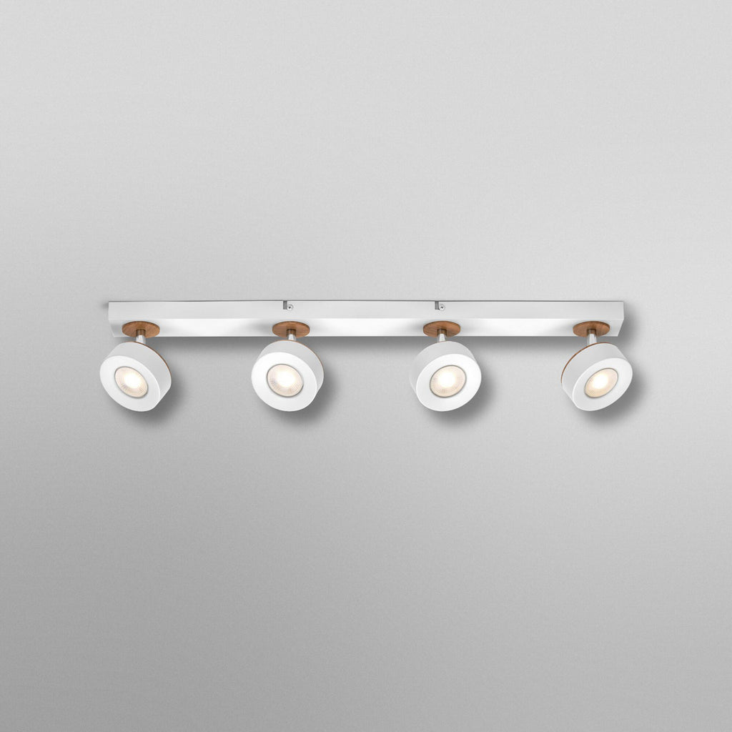 LED takspot Pluto 4-lys hvit/tre detalj av spotter