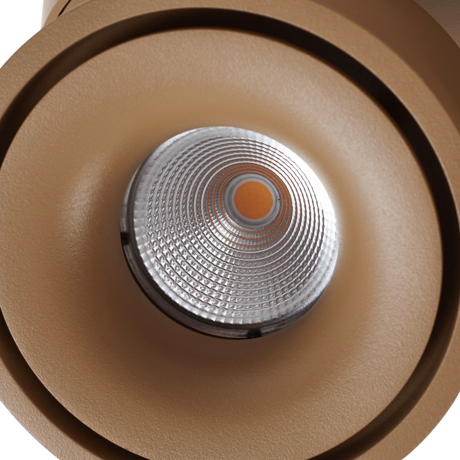 LED takspot Rotari 2-lys brun aluminium dimbar 8,9W lysvinkel
