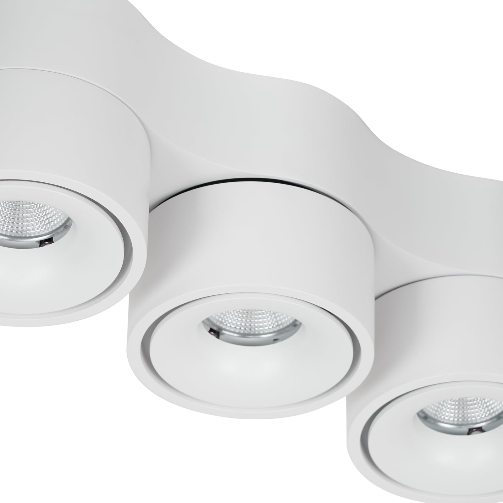 Nærbilde av LED takspot Rotari 3-lys dimbar hvit aluminium